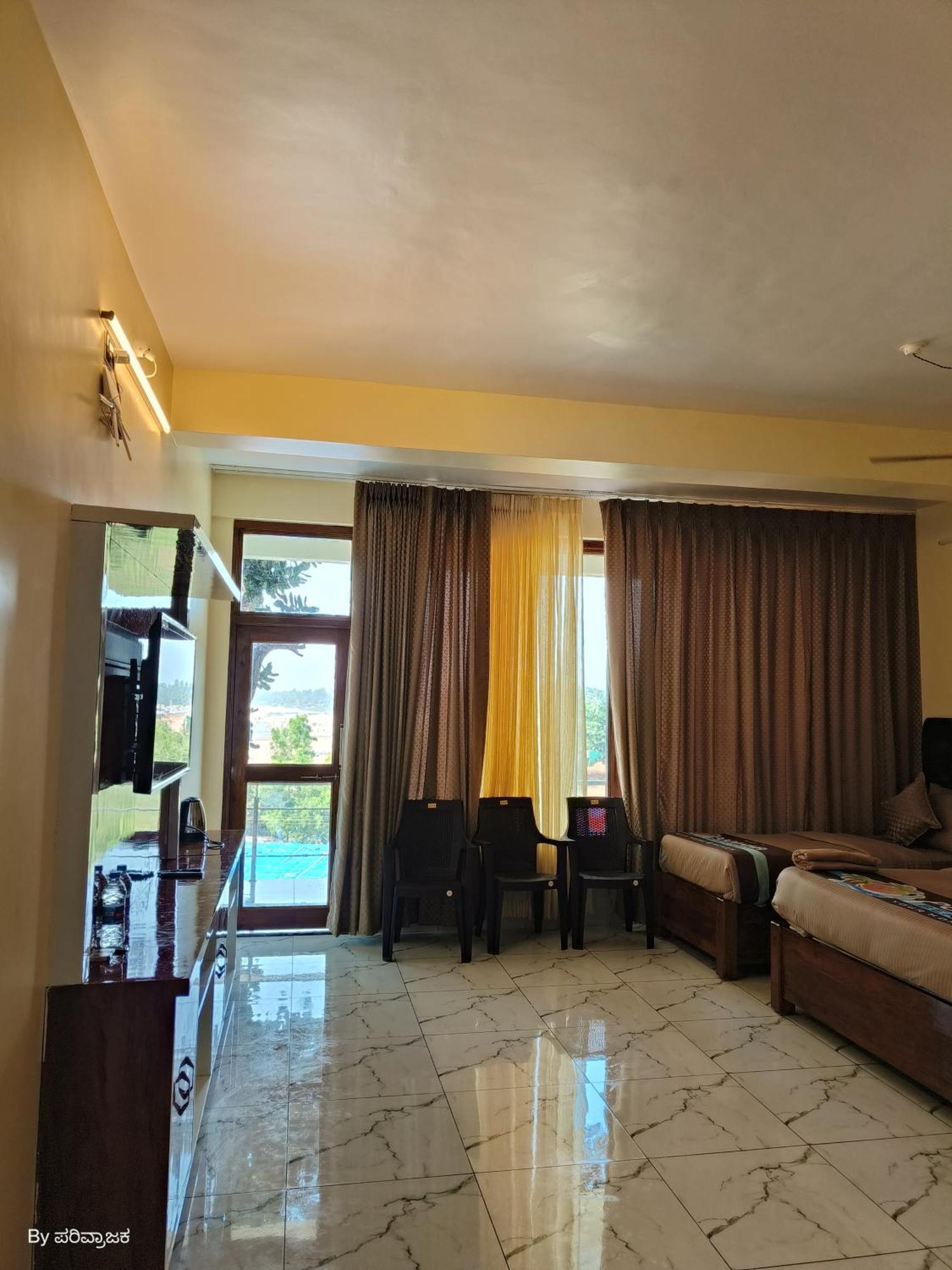 Hotel Poornima