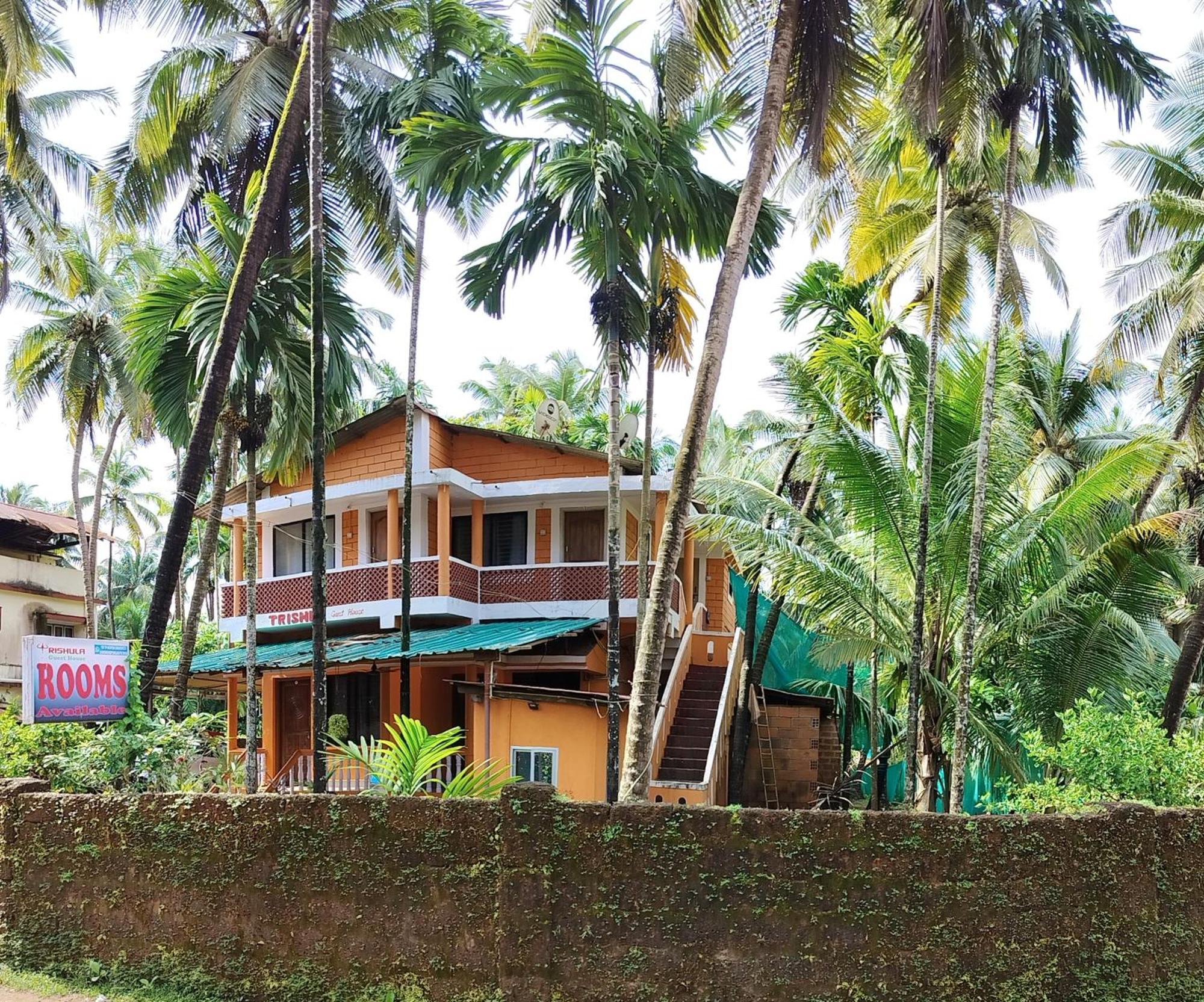 Trishula Guest house *