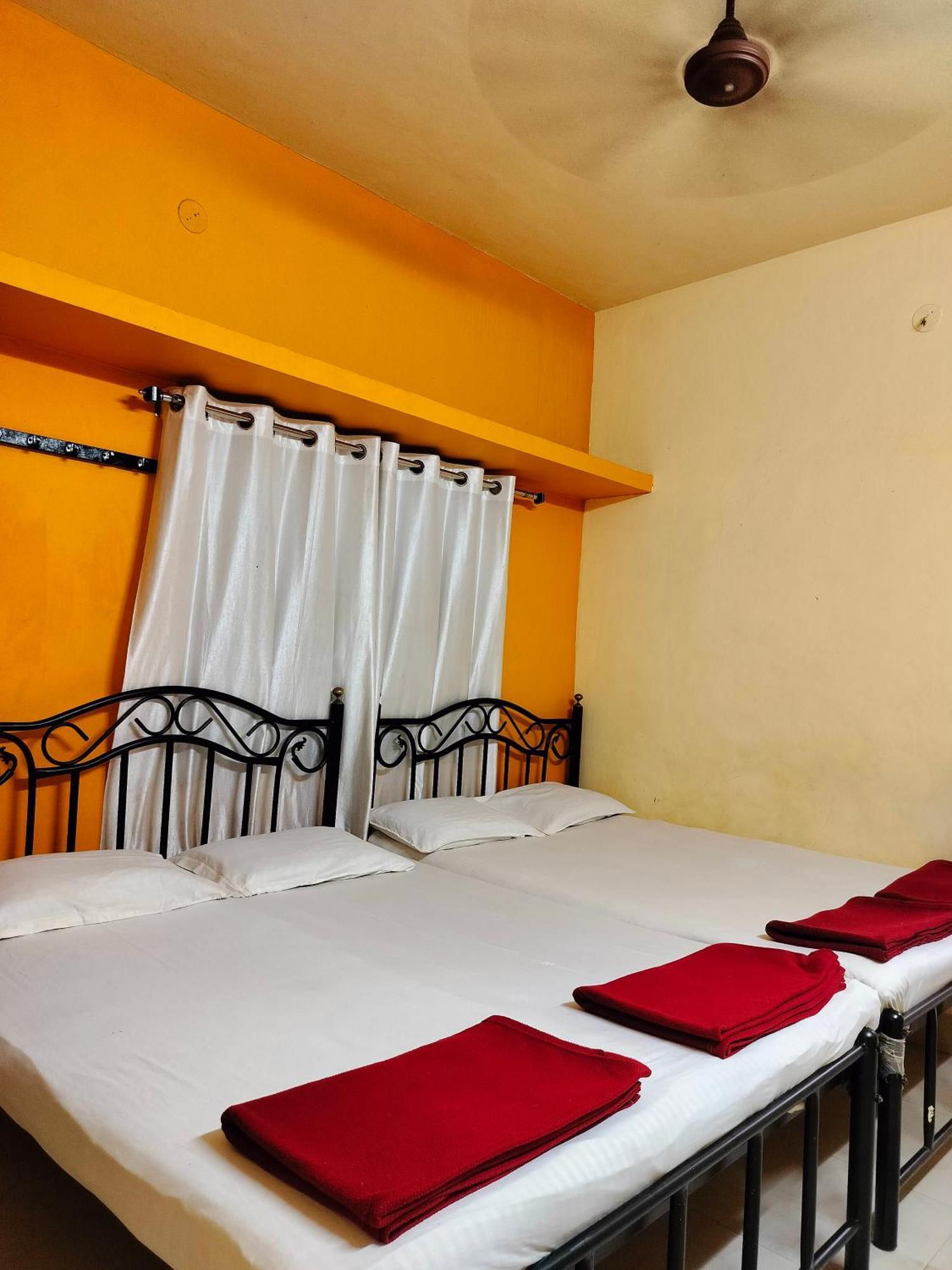 Trishula Guest house Gokarna (Karnataka)