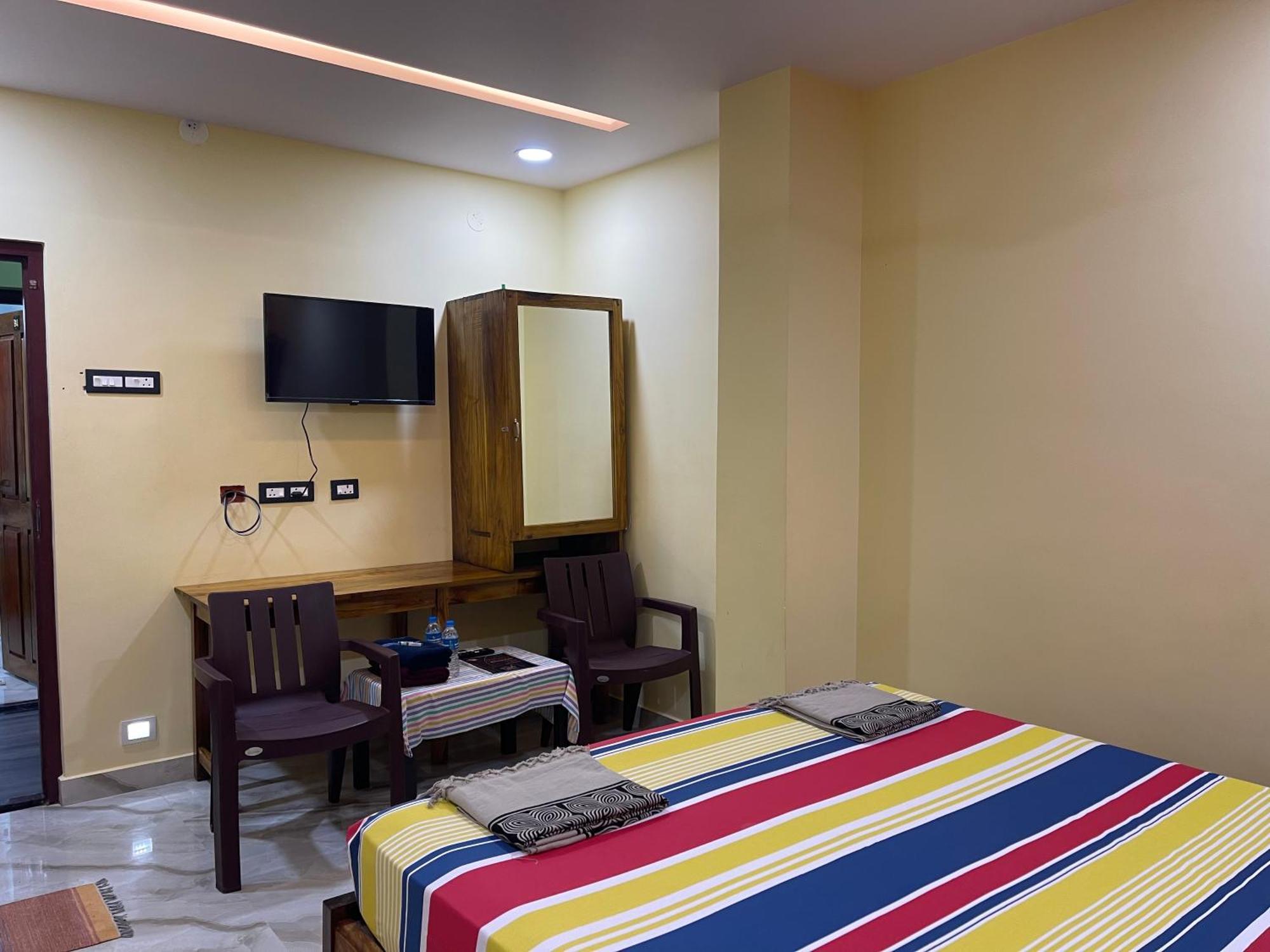 Nimmu Guest House & Restaurant Gokarna Guest house 3*