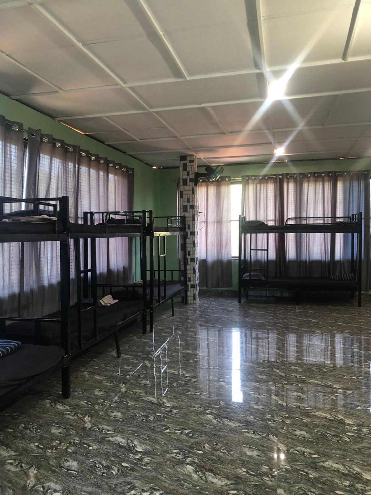 Homestay Marine Uana Cafe, And *