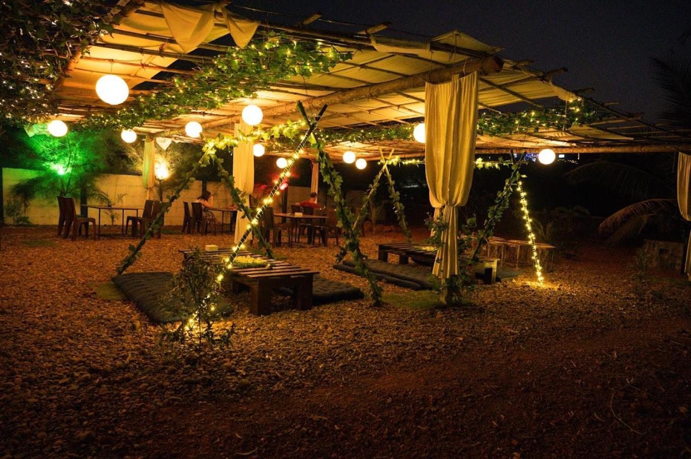 Homestay Marine Uana Cafe, And
