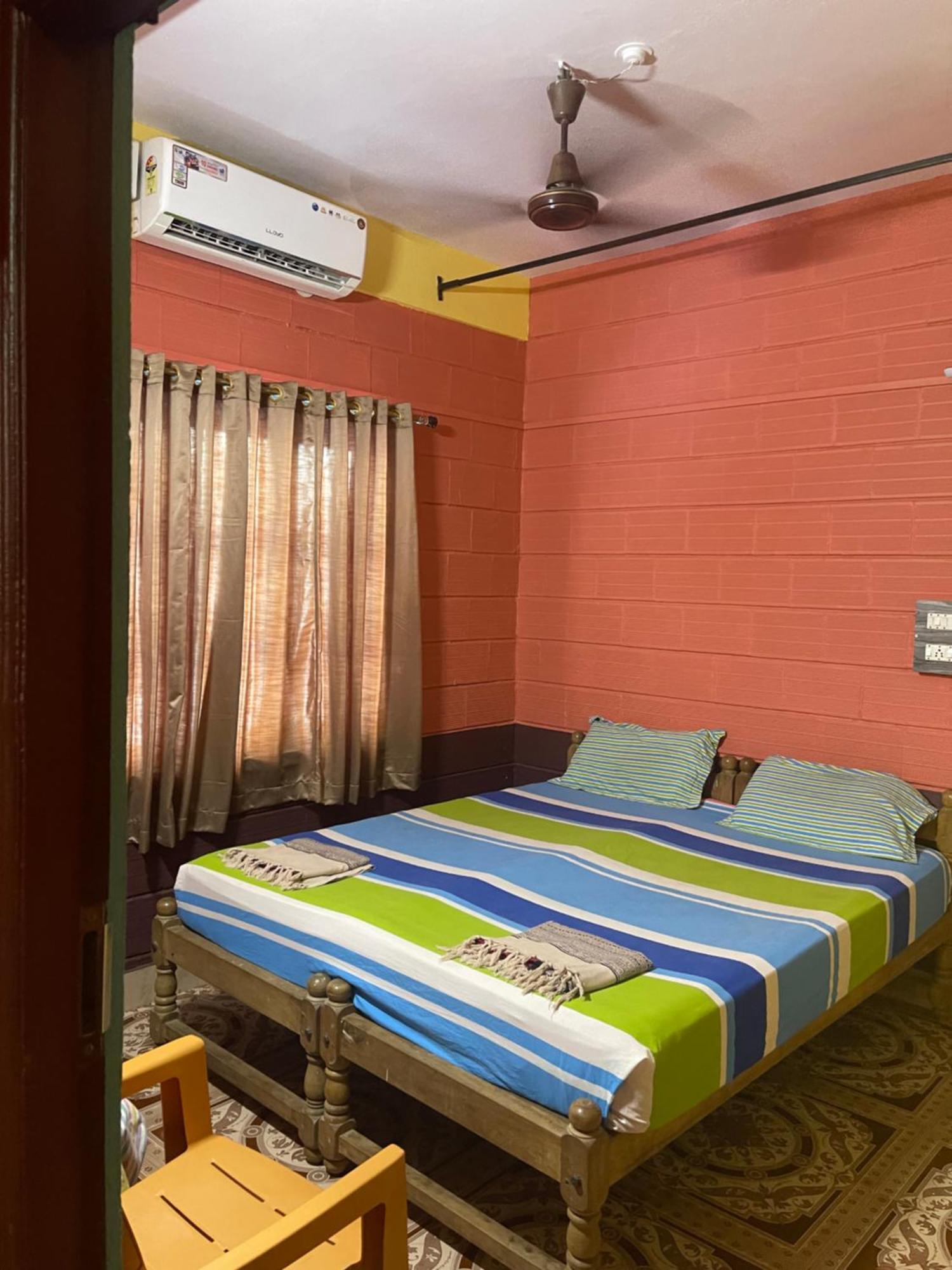 Nimmu Guest House & Restaurant Gokarna Gokarna (Karnataka)