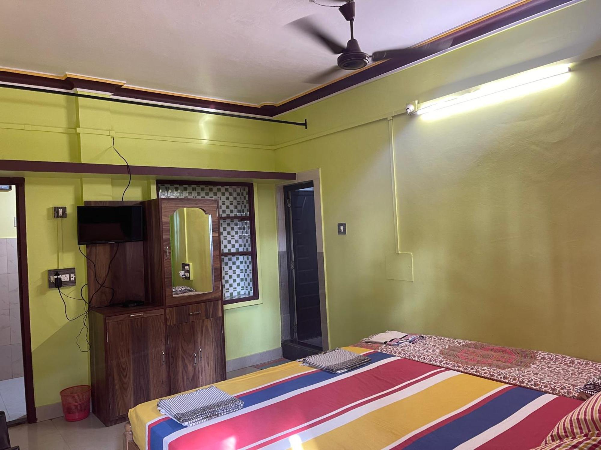 Nimmu Guest House & Restaurant Gokarna Guest house 3*
