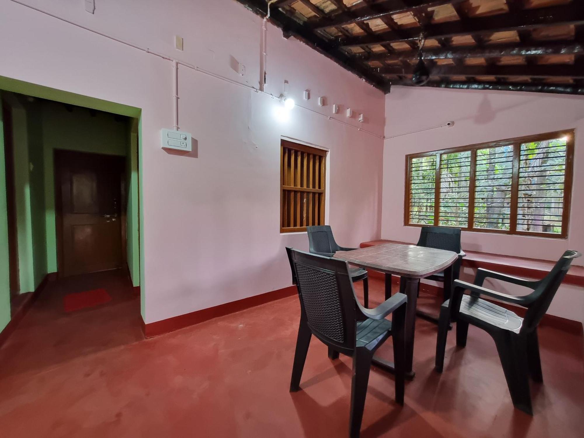 Farm Near Gokarna Bhavikodla With Kitchen Apartment *