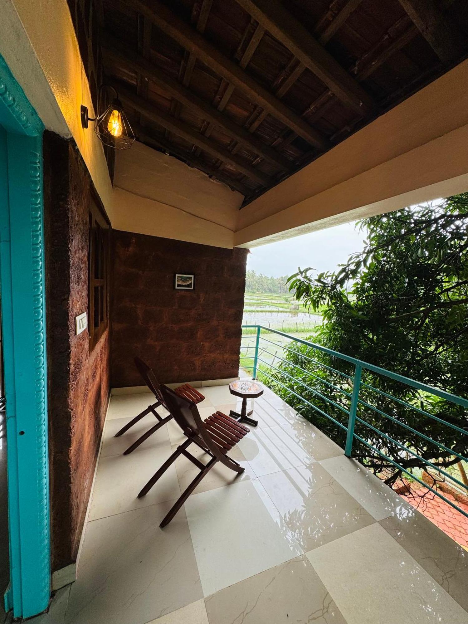 Boho Coral Gokarna - I