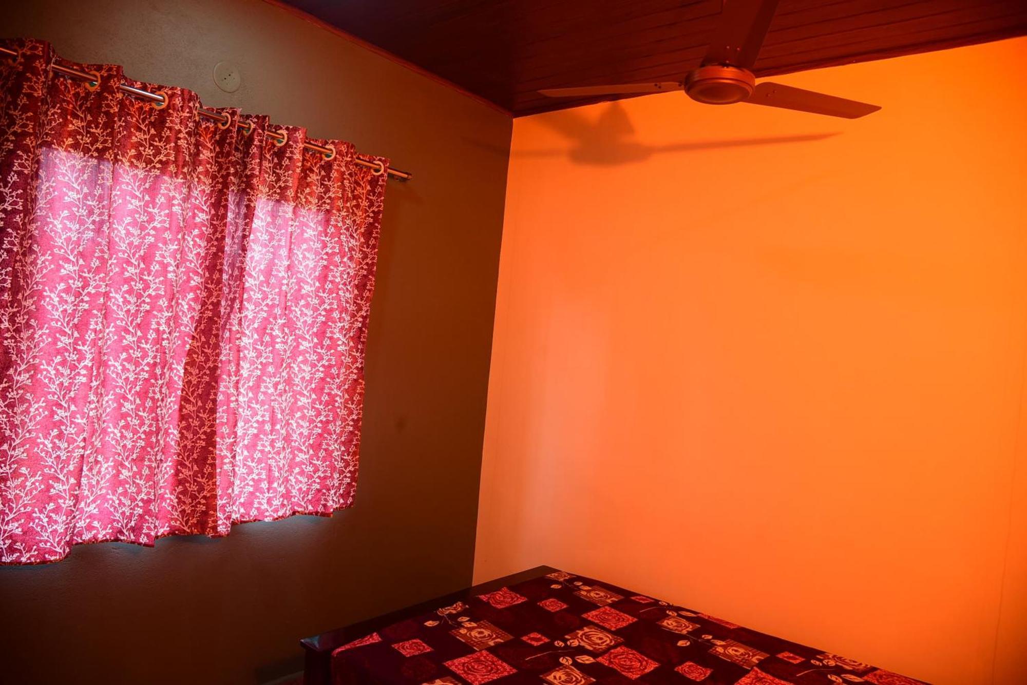Homestay Shreeram *