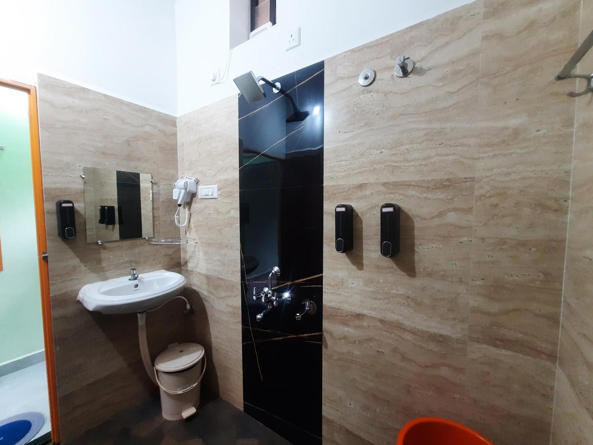 Homestay Aura By The Sea - A Unit Of Vivasa Leisure *