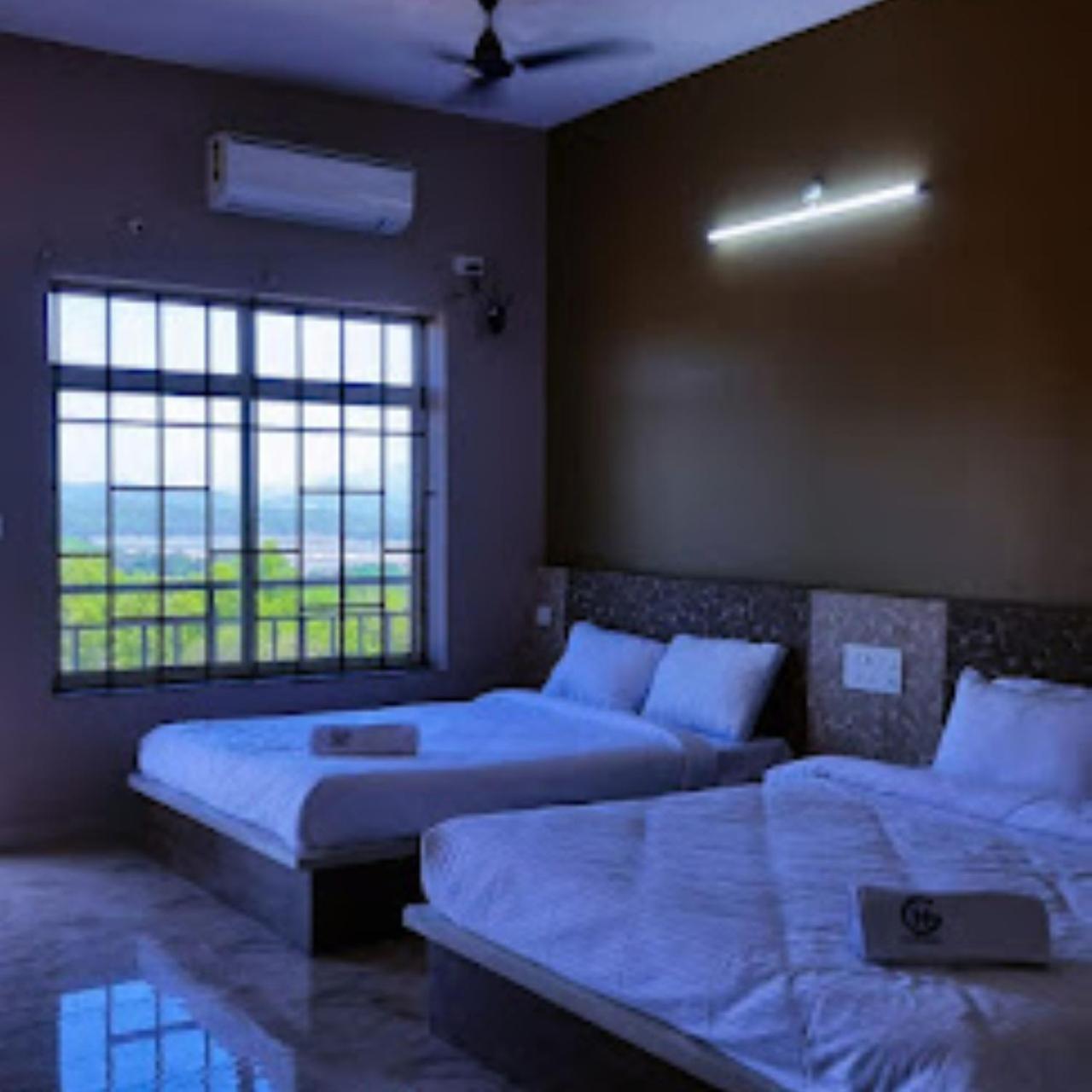 Golden Heights-gokarna Hotel