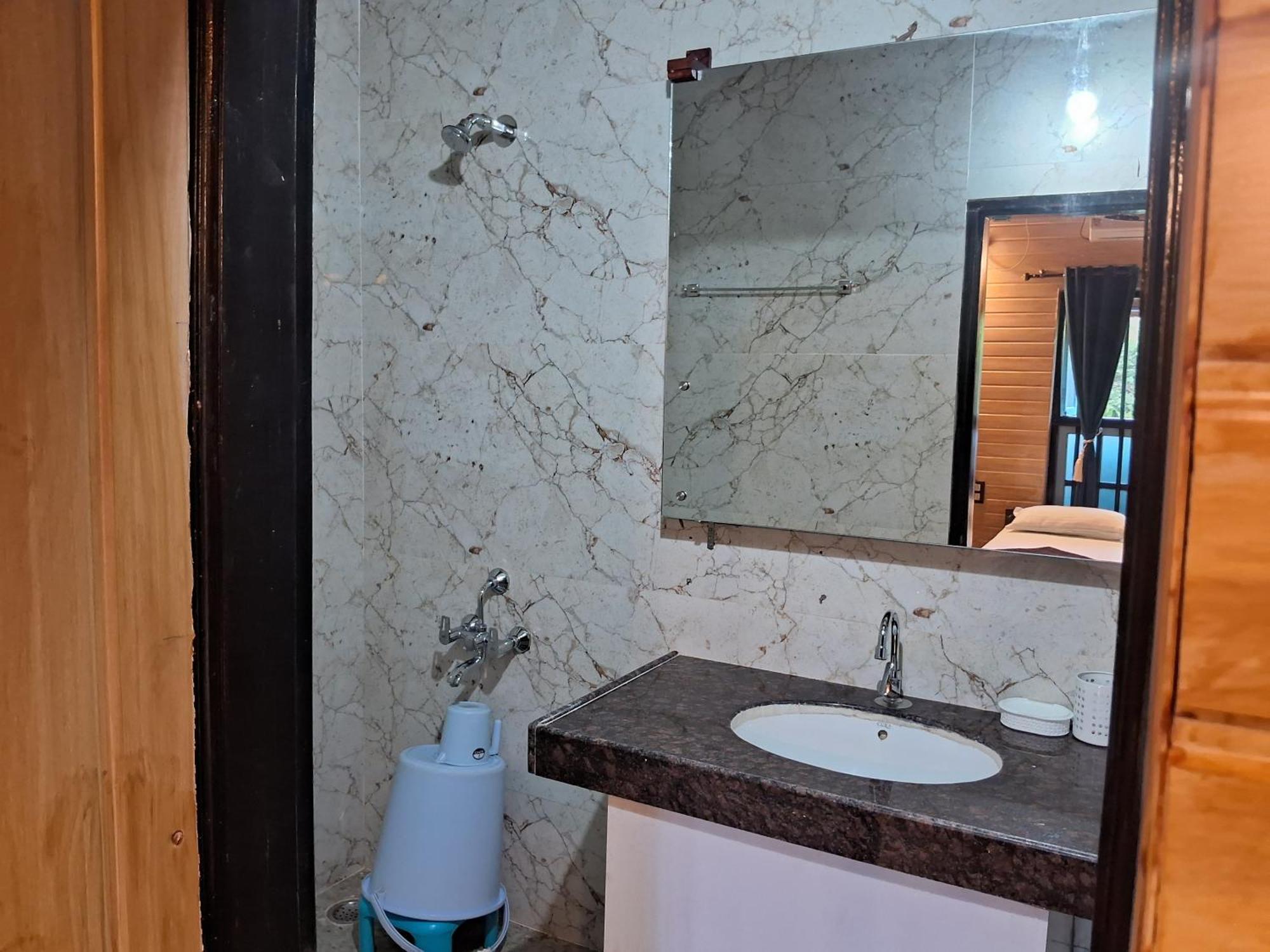Mudravilla Gokarna * Gokarna (Karnataka)