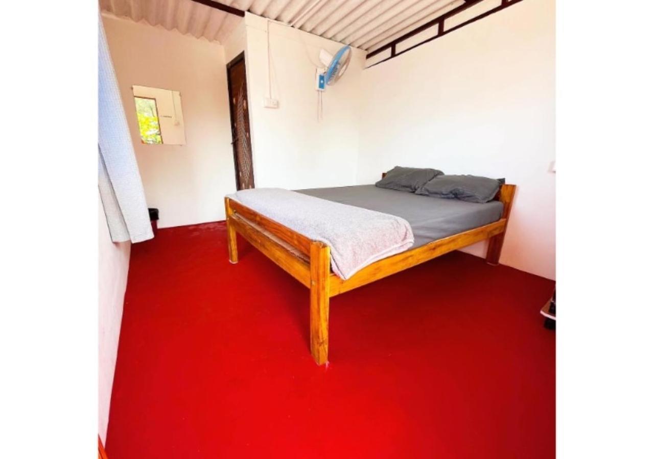 Bobs Beach House Homestay