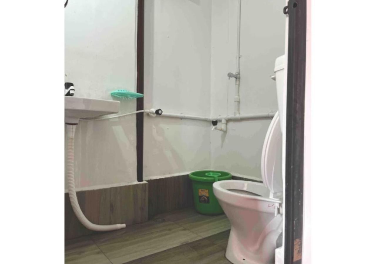 Bobs Beach House Homestay *