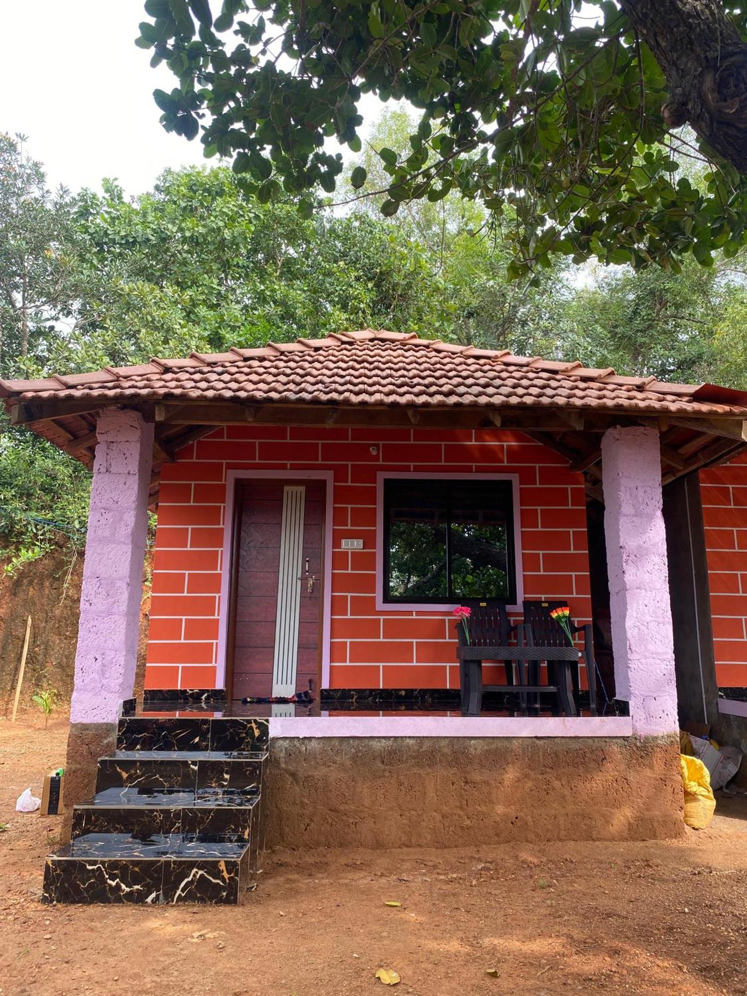 Parvati Homestay *