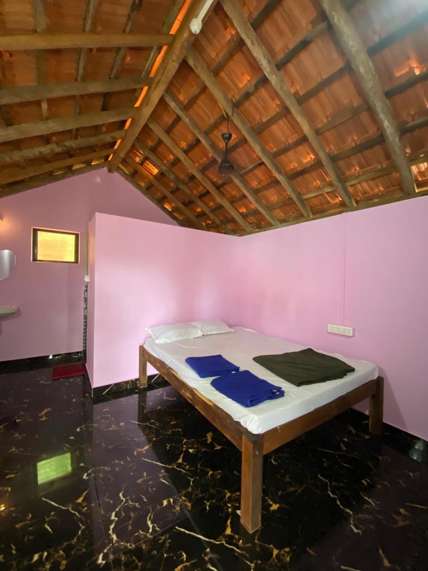 Parvati Homestay Gokarna (Karnataka)