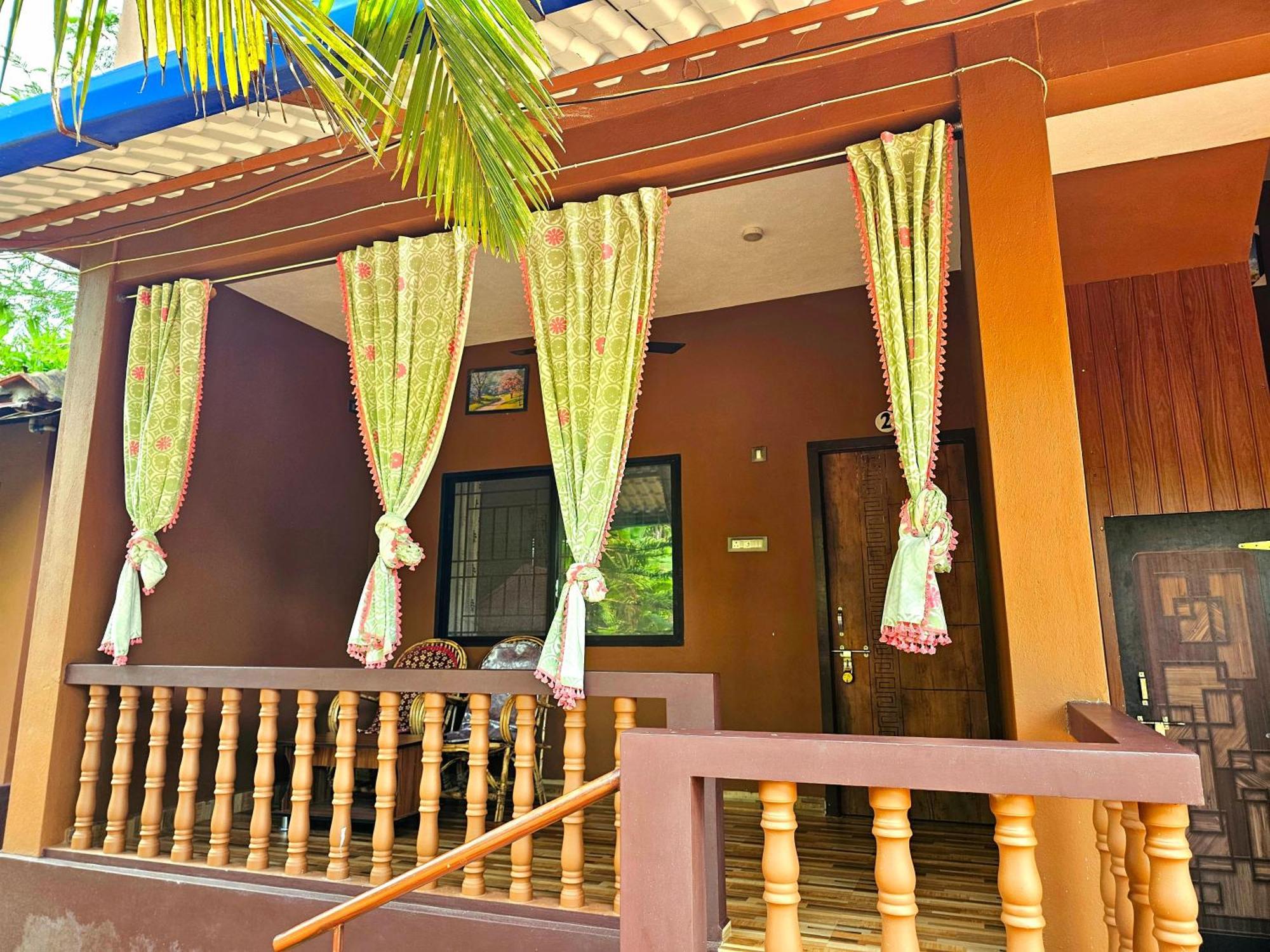 The Beach Melody - Your Beachside Getaway Hotel *