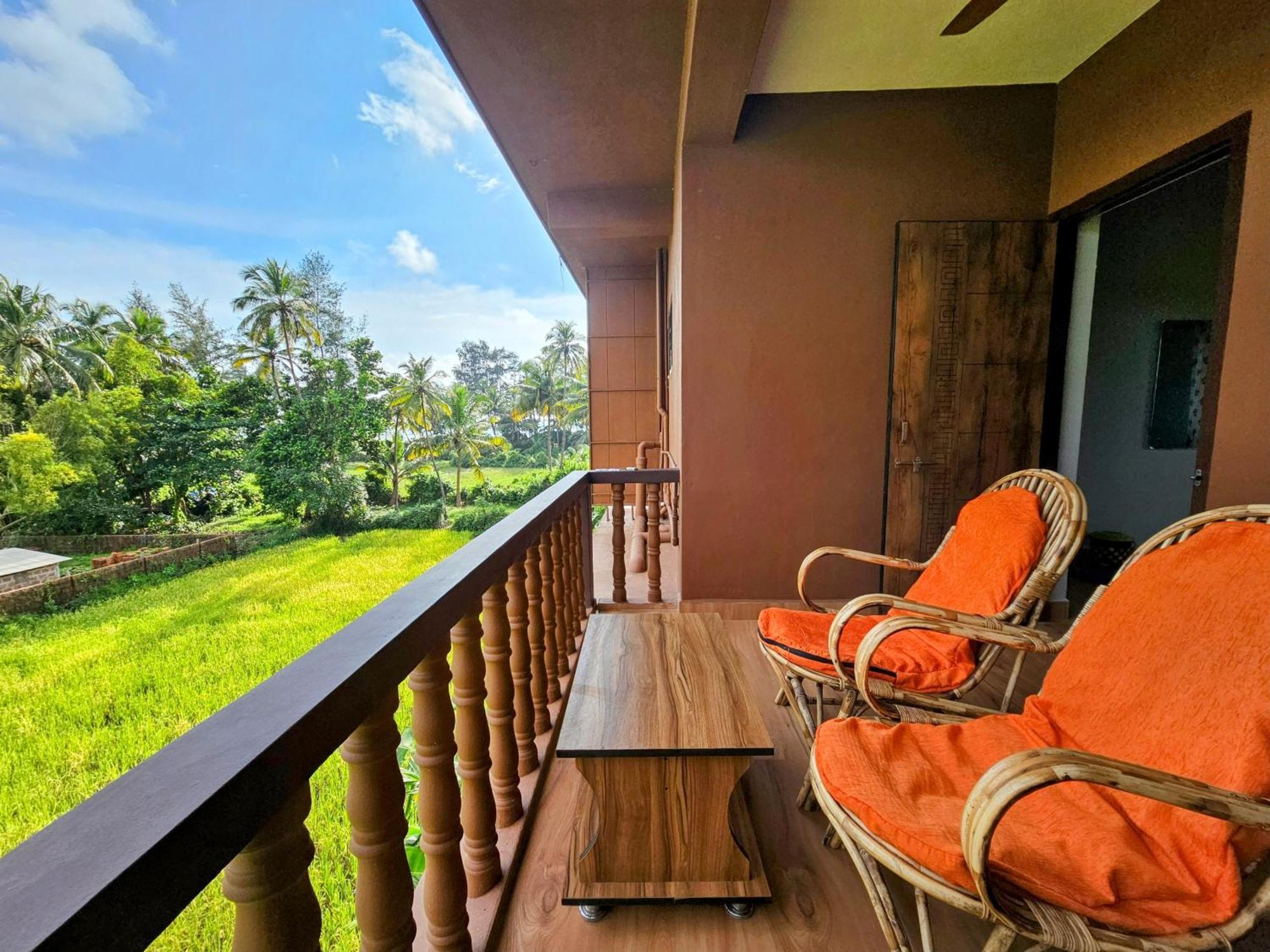 The Beach Melody - Your Beachside Getaway Hotel *