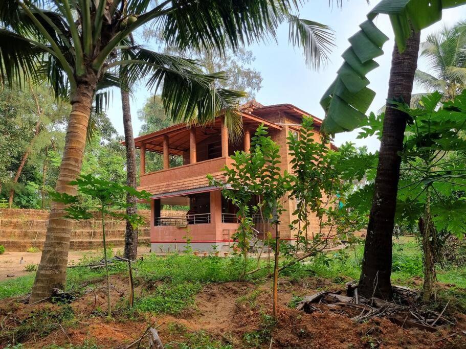 Villa With Ac Near Gokarna Bhavikodla *