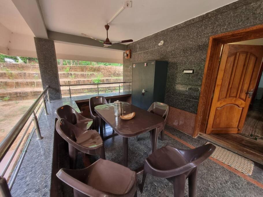 With Ac Near Gokarna Bhavikodla Villa *