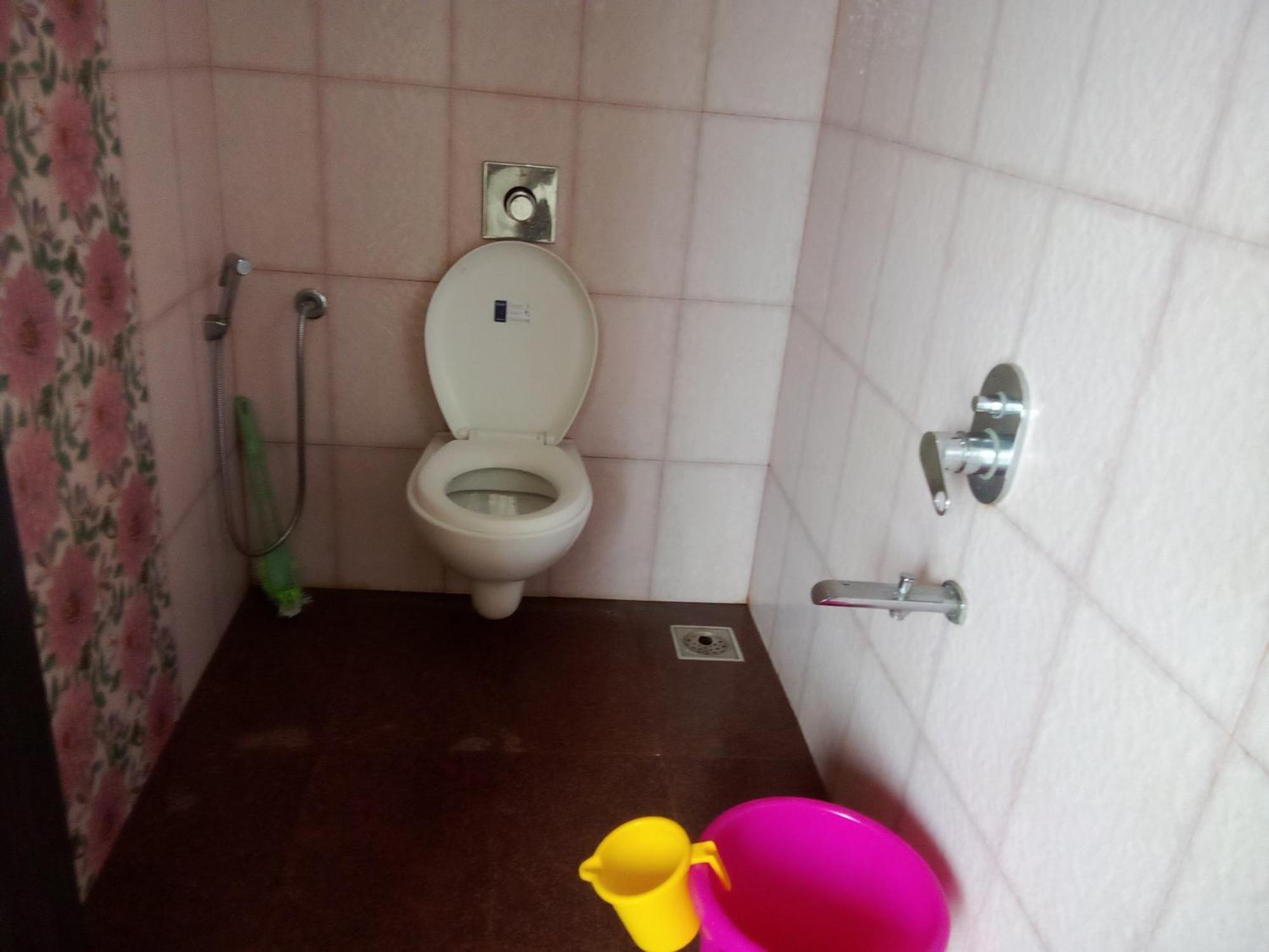 Gajananstay Facing