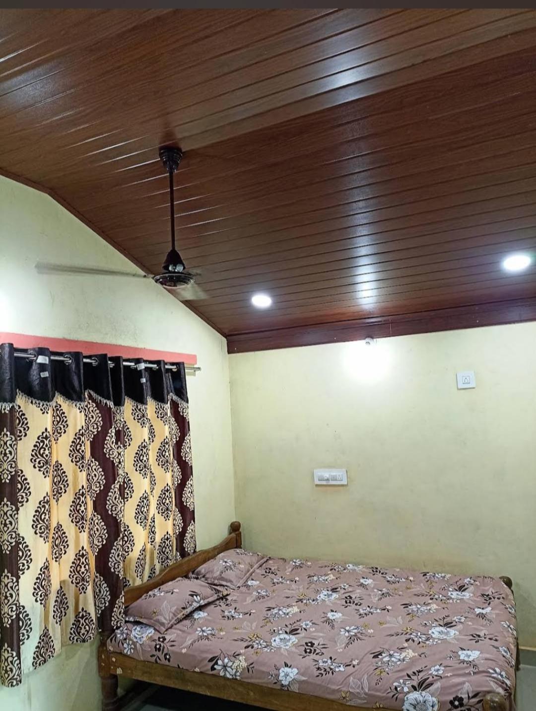 Inchara Gokarna * Gokarna (Karnataka)