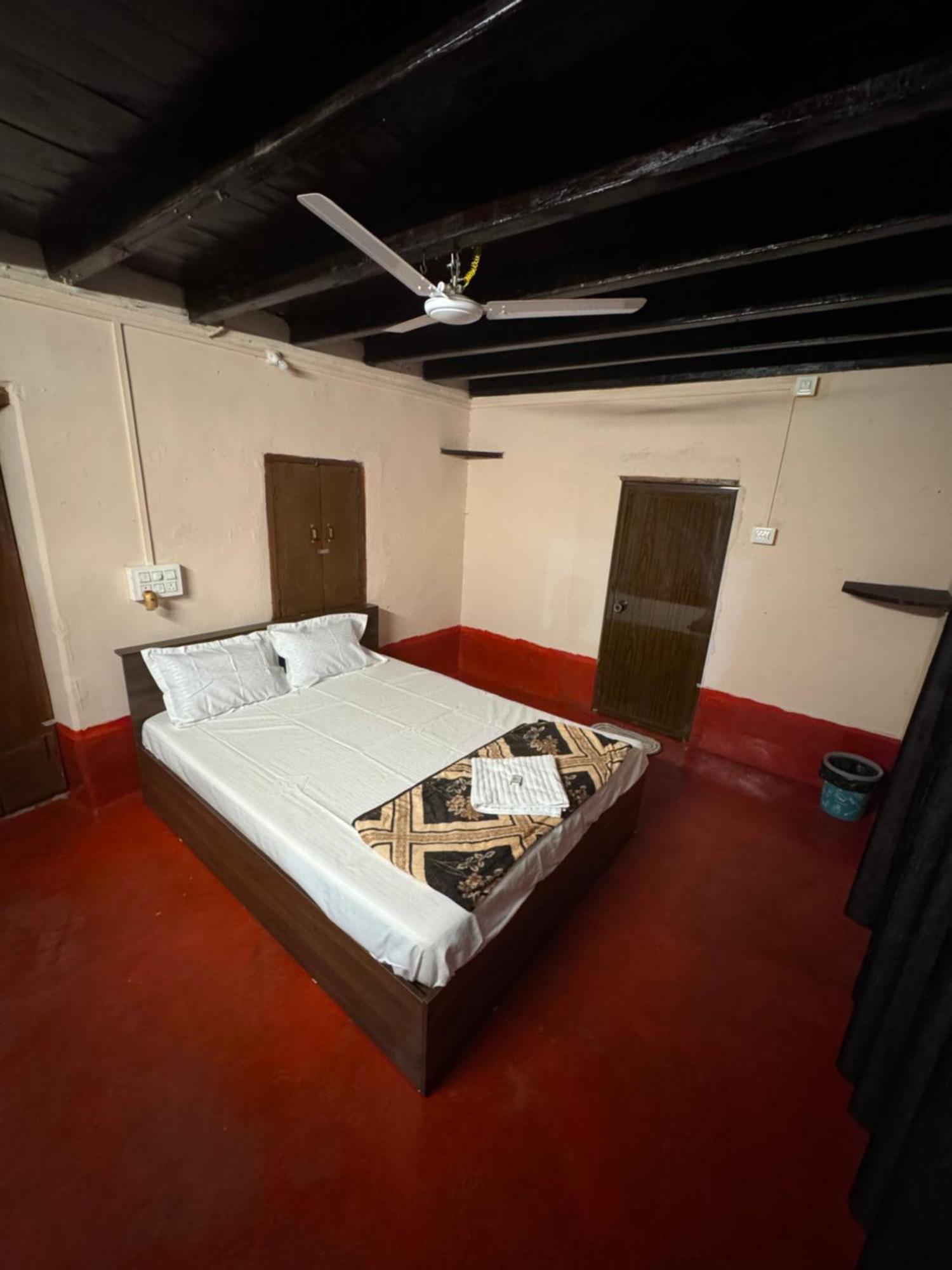 Taramrata Villa Gokarna (Karnataka)