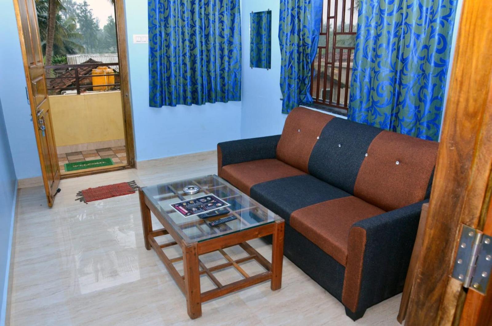 Kenchas Hotel Gokarna (Karnataka)
