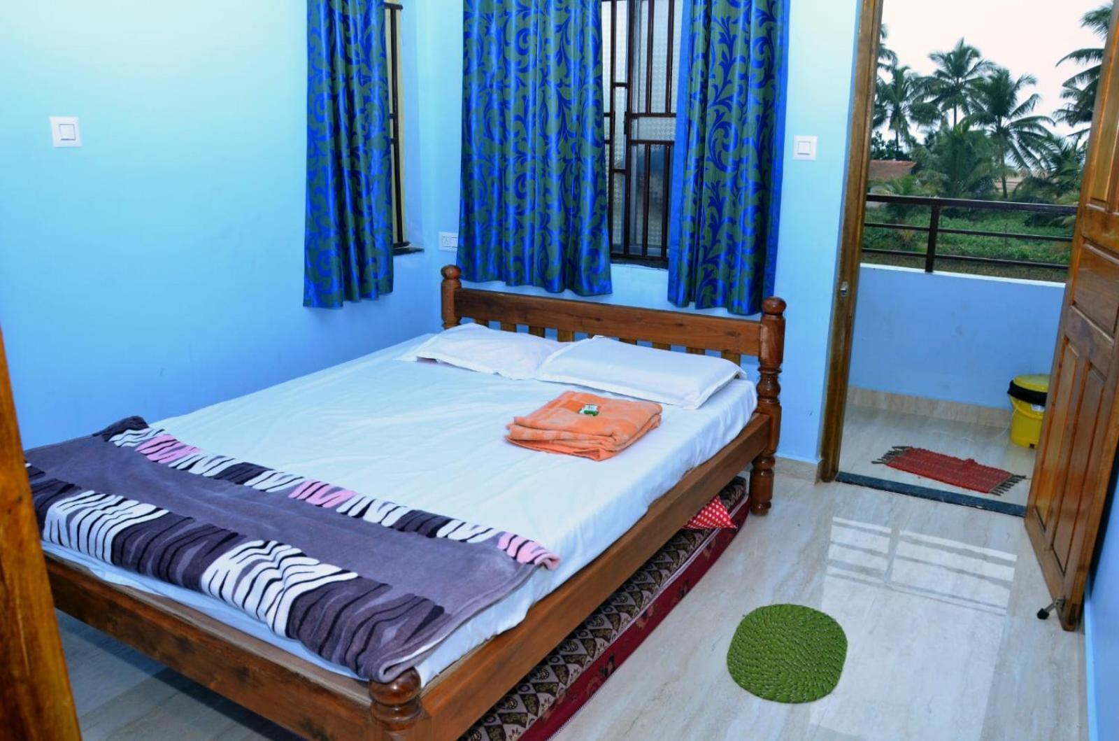Hotel Kenchas 3*