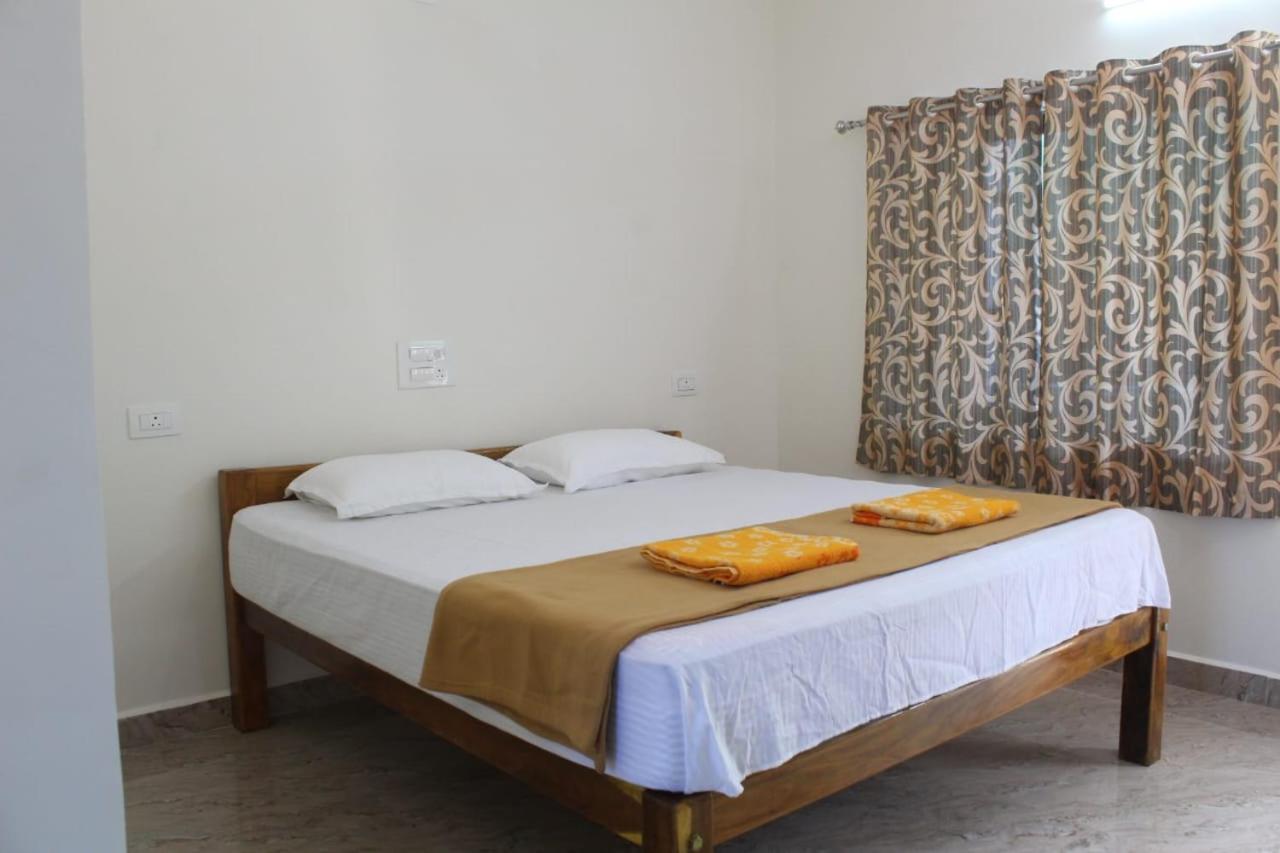 Mrbeach Resort Gokarna (Karnataka)