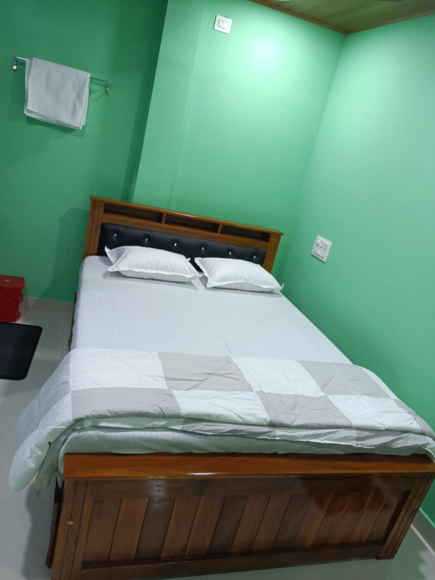 Guest house Yanki Gokarna