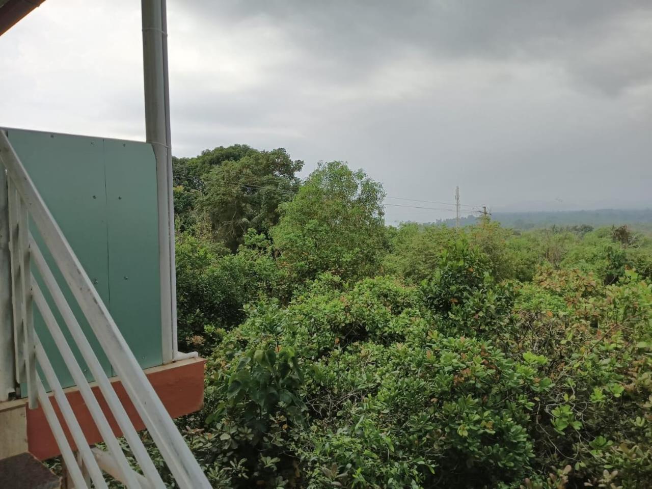 Hill View Paradise Hotel