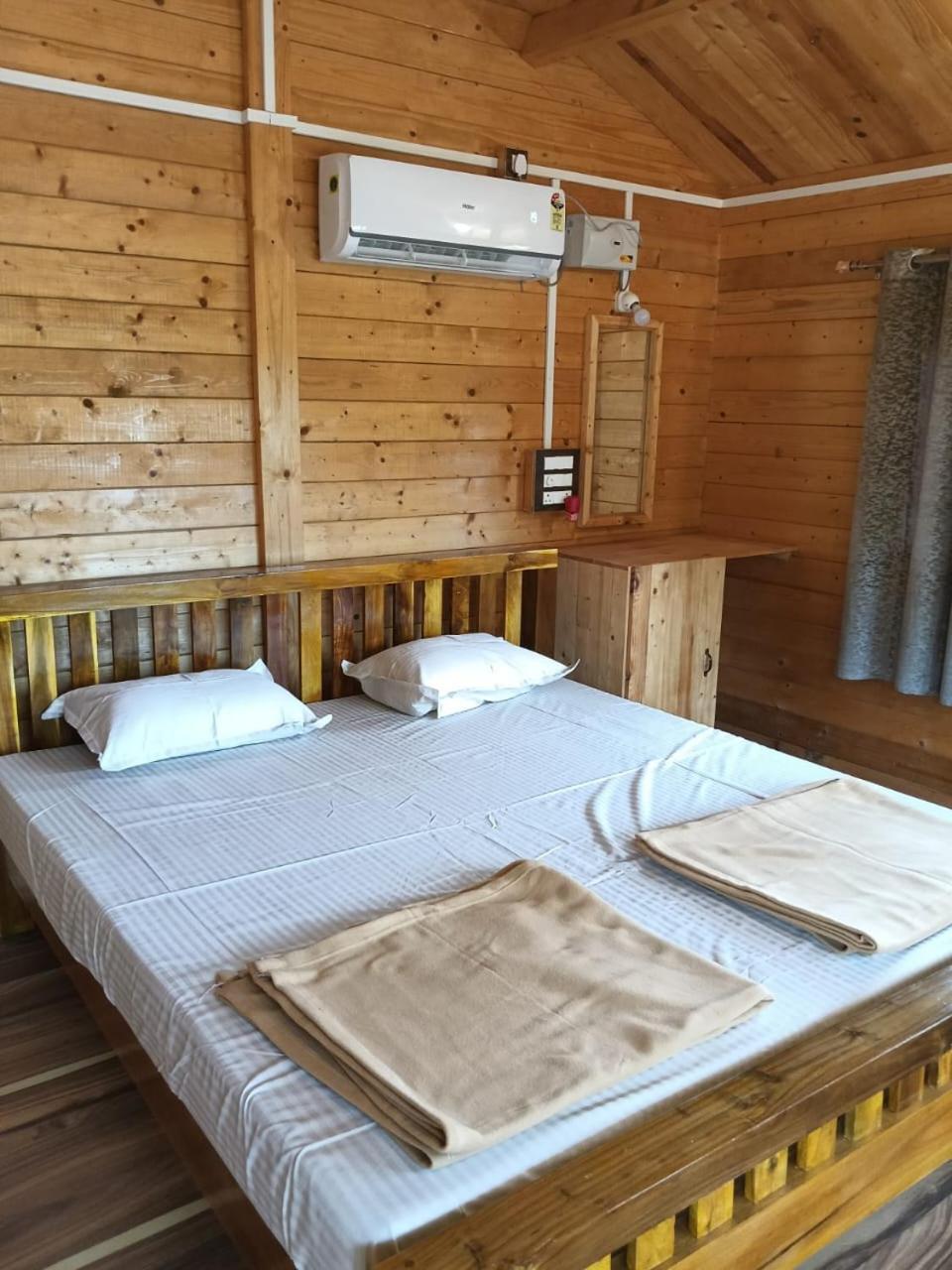 Hill View Paradise 3*
