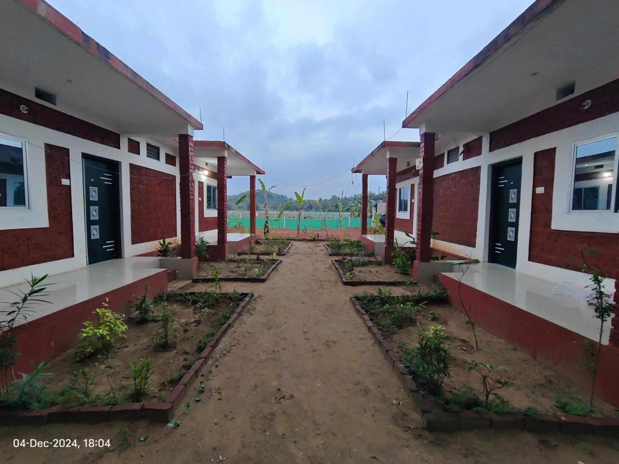 Crystal Stone Guest house *
