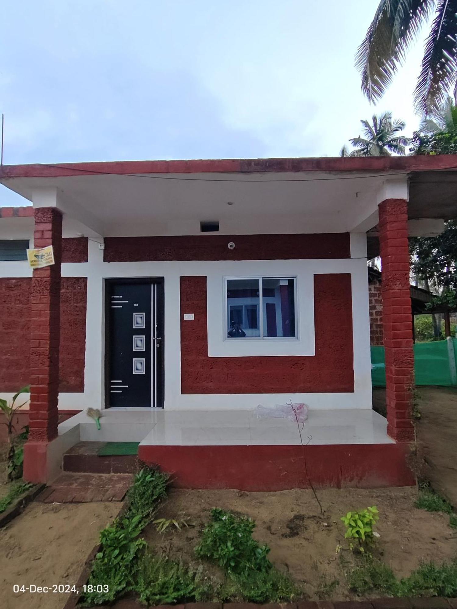 Crystal Stone Gokarna (Karnataka)