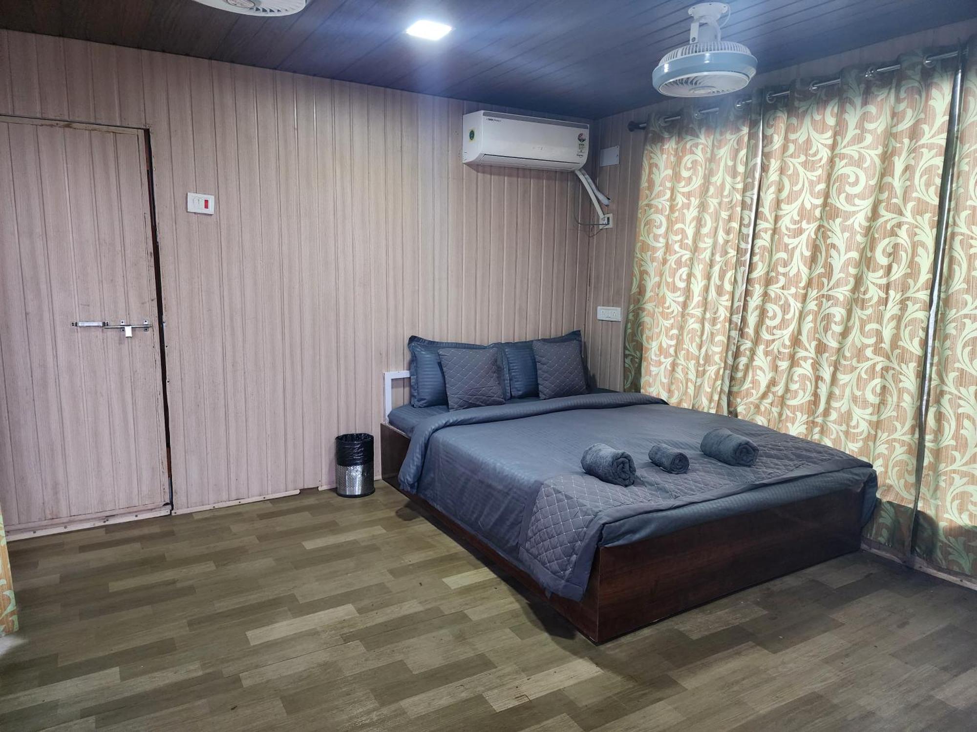 Revellers Resort Gokarna (Karnataka)