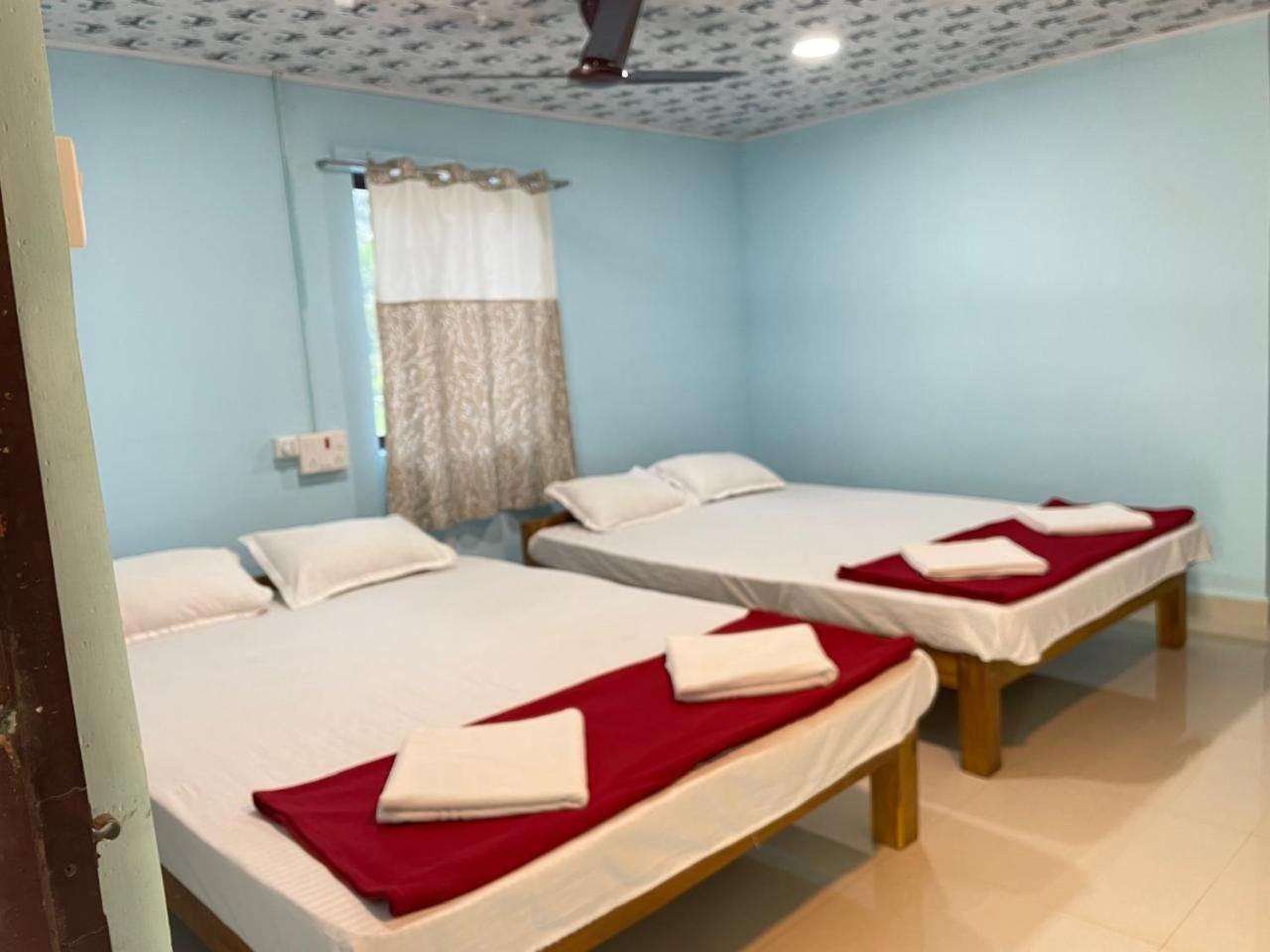 Hotel Mnc Durga 4*