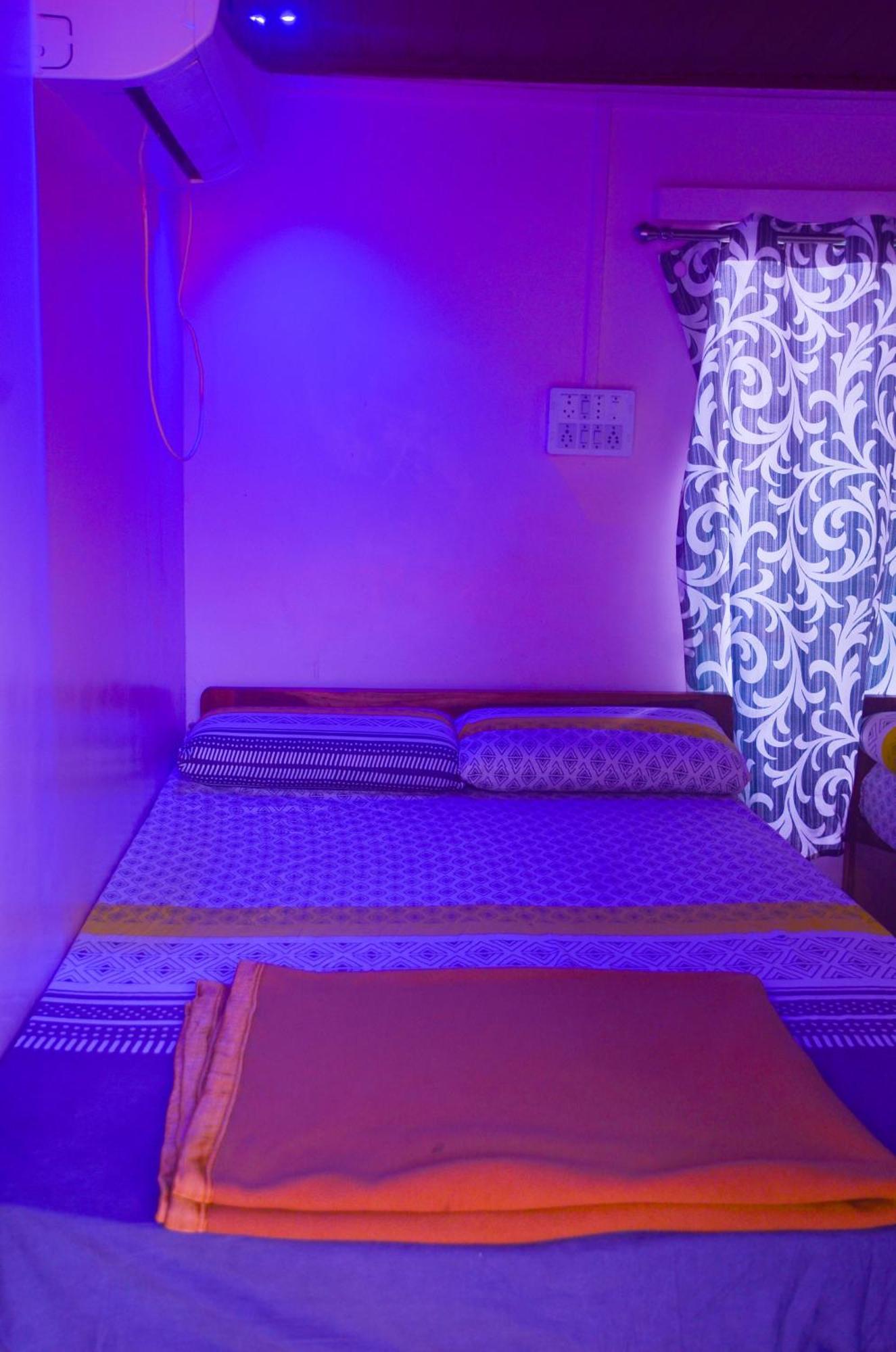 Cafe Paradise Gokarna (Karnataka)