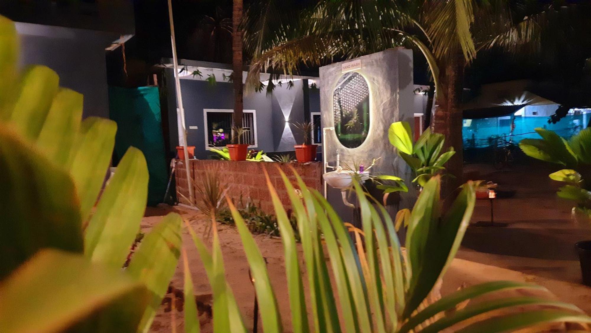 Turtle's Gokarna Guest house *