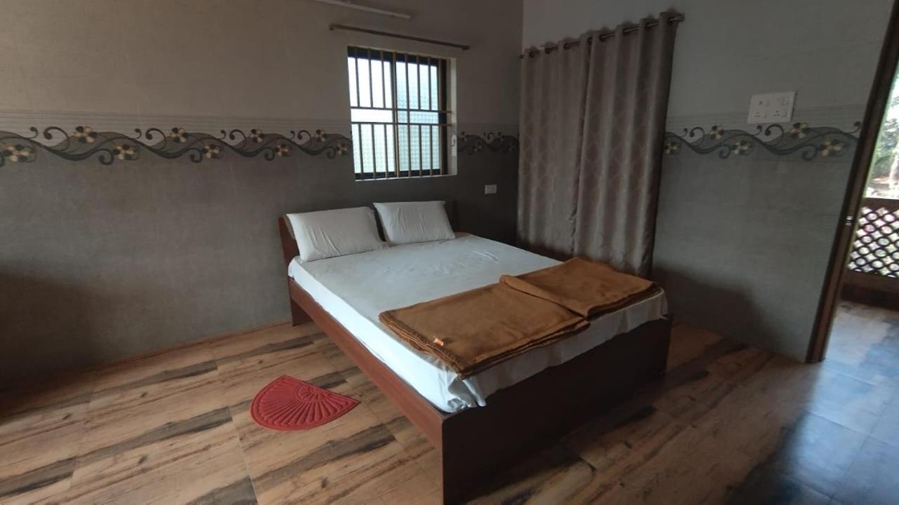 Hotel Dakshinamurthi 3*