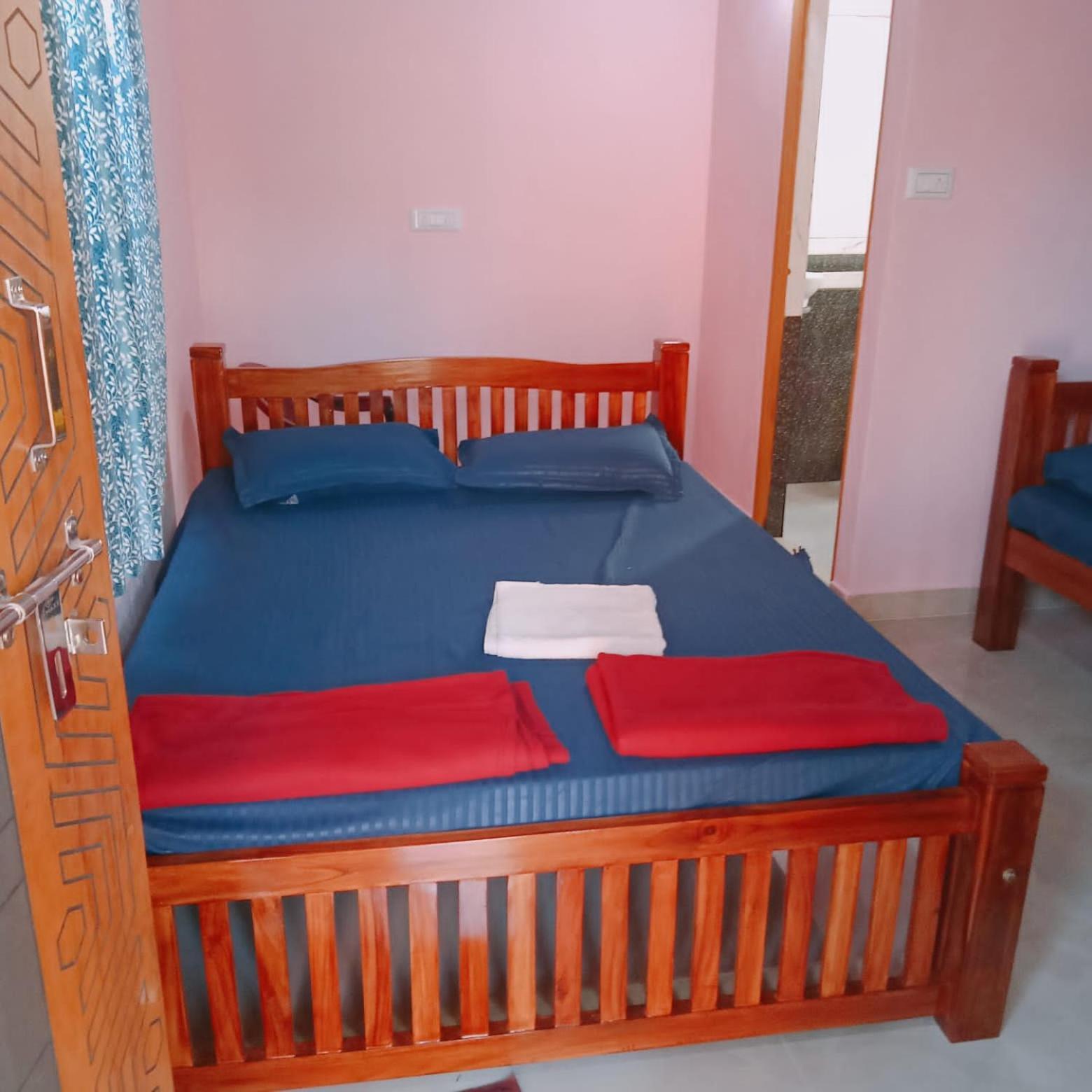 Ocean Sparrow Guest house Gokarna (Karnataka)