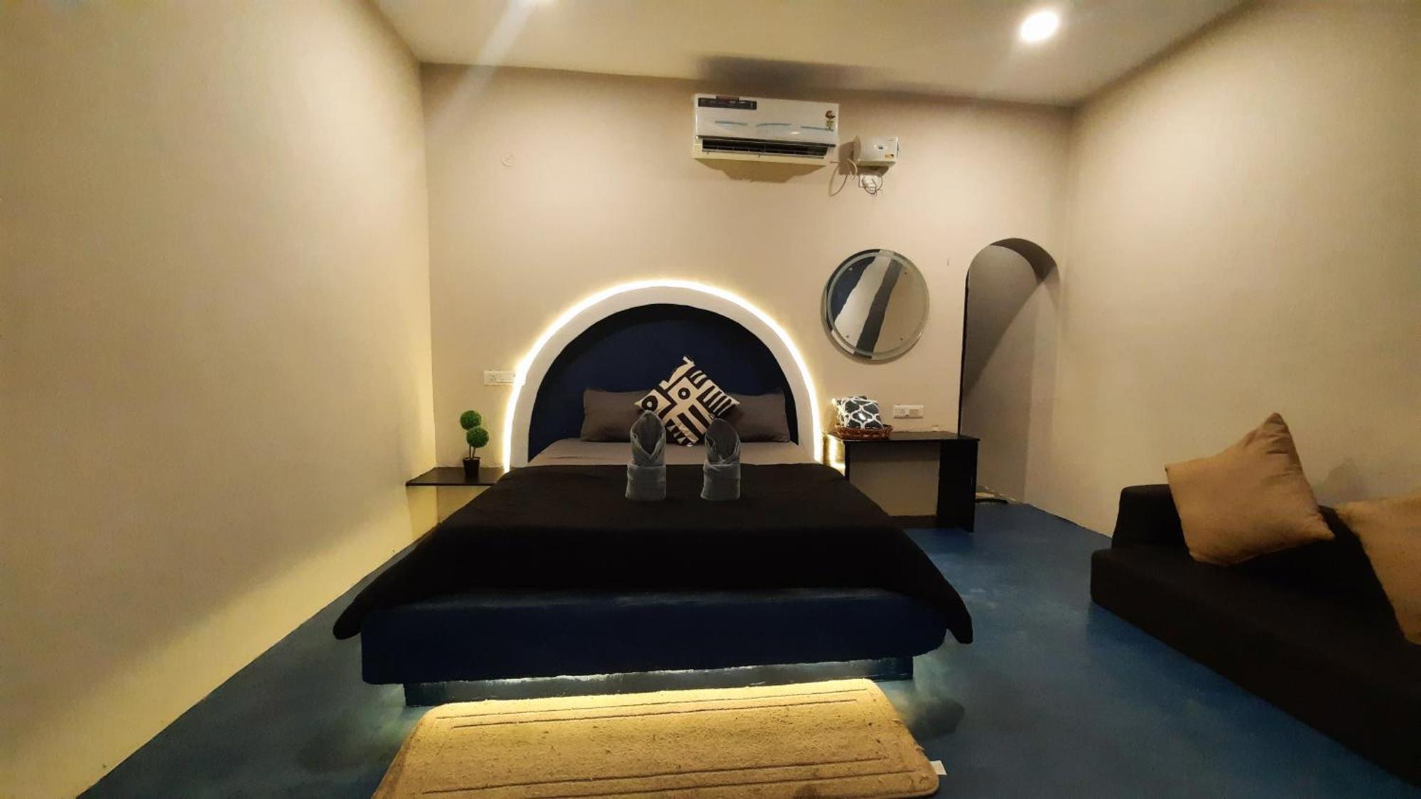 Turtle's Gokarna Guest house Gokarna (Karnataka)