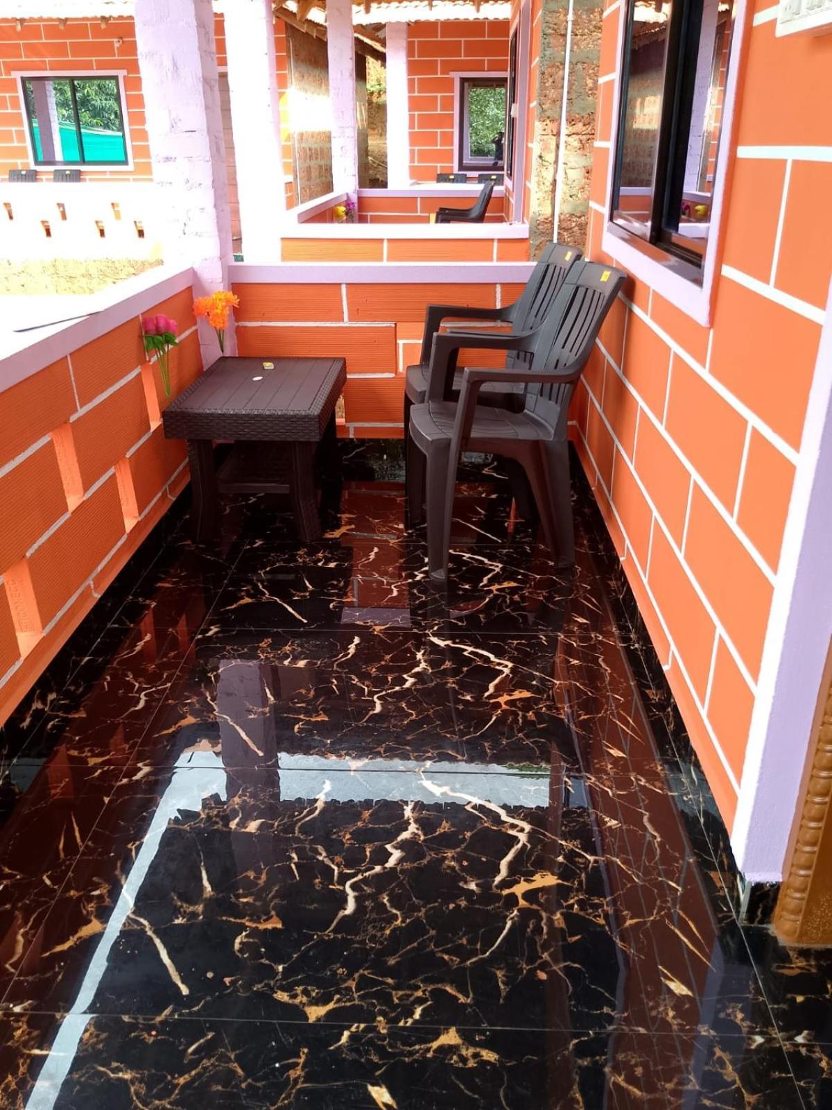 Parvati Gust House