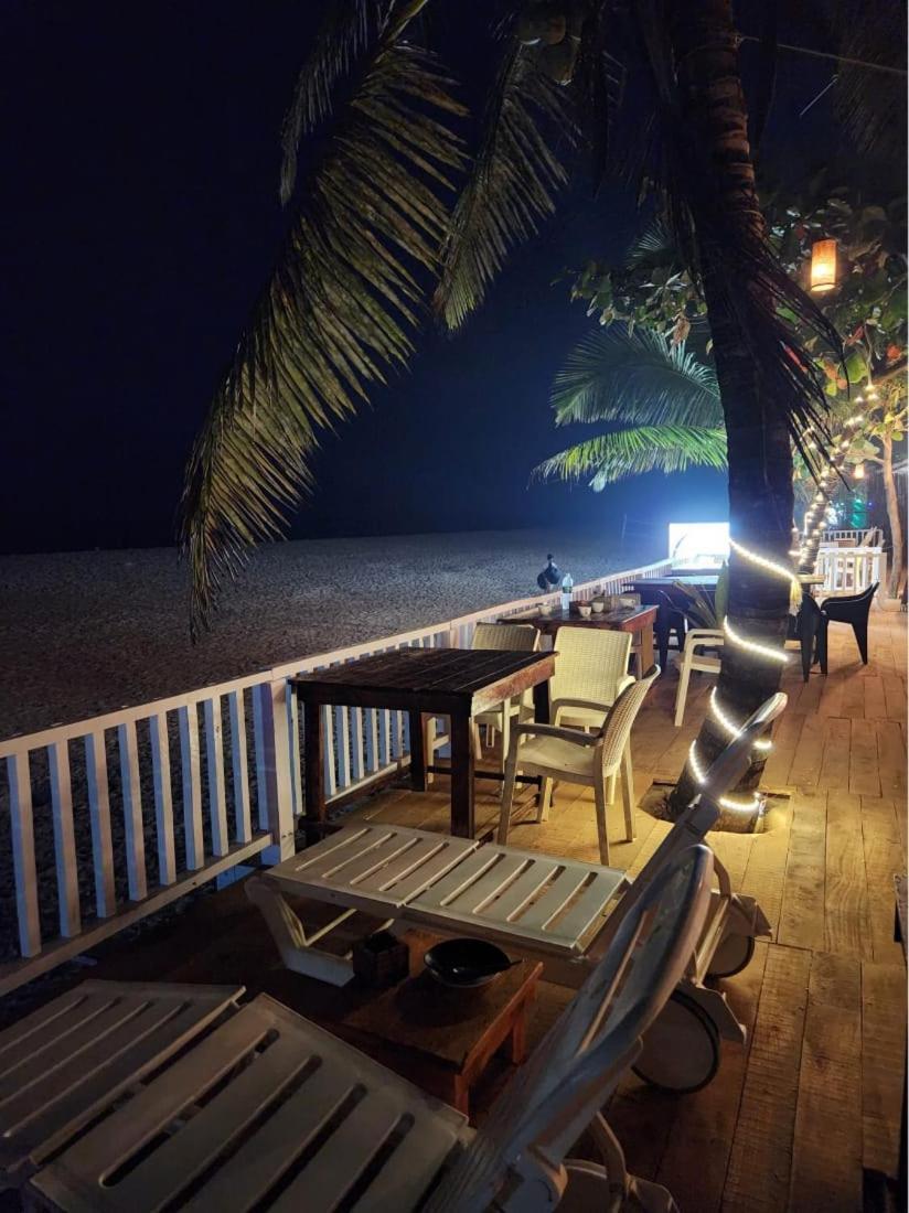 Hotel The Coco Leaf Cafe Gokarna (Karnataka)