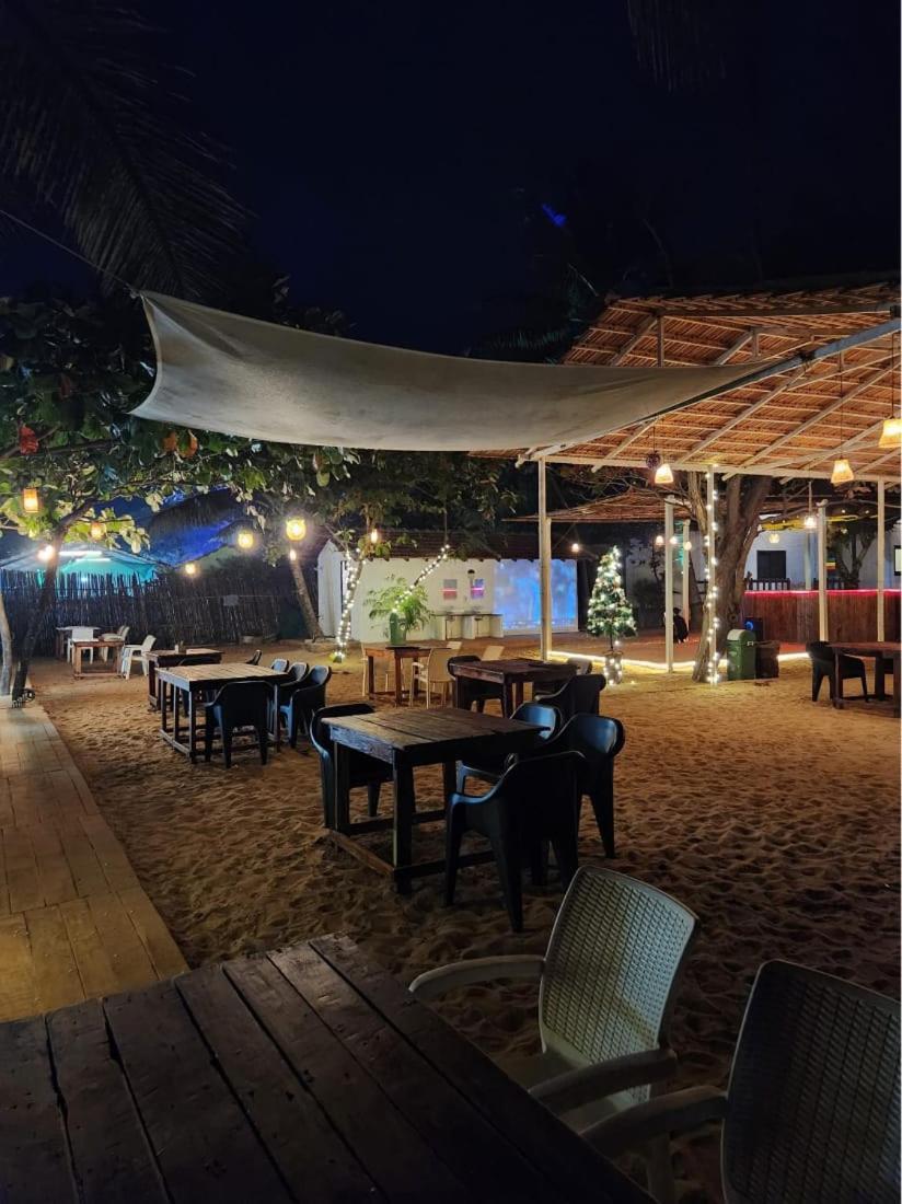 The Coco Leaf Cafe