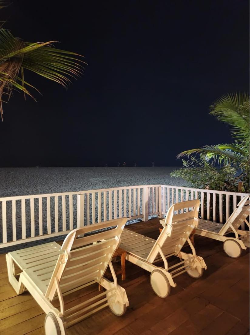 The Coco Leaf Cafe Hotel
