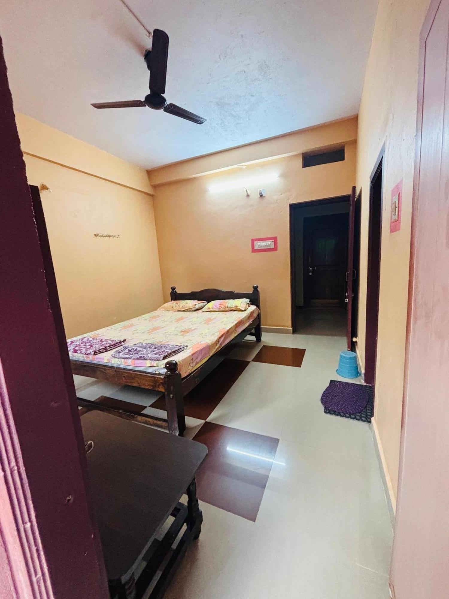Hotel Sri Saii Ram