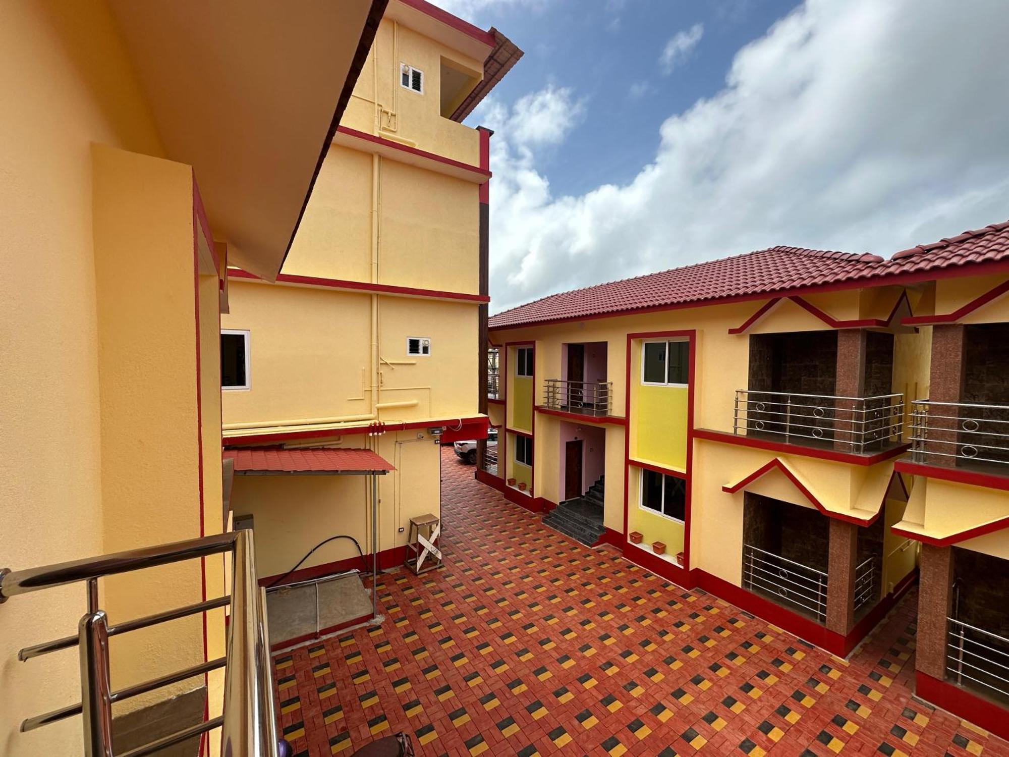 Hotel Shri Katyayani Palace 3*