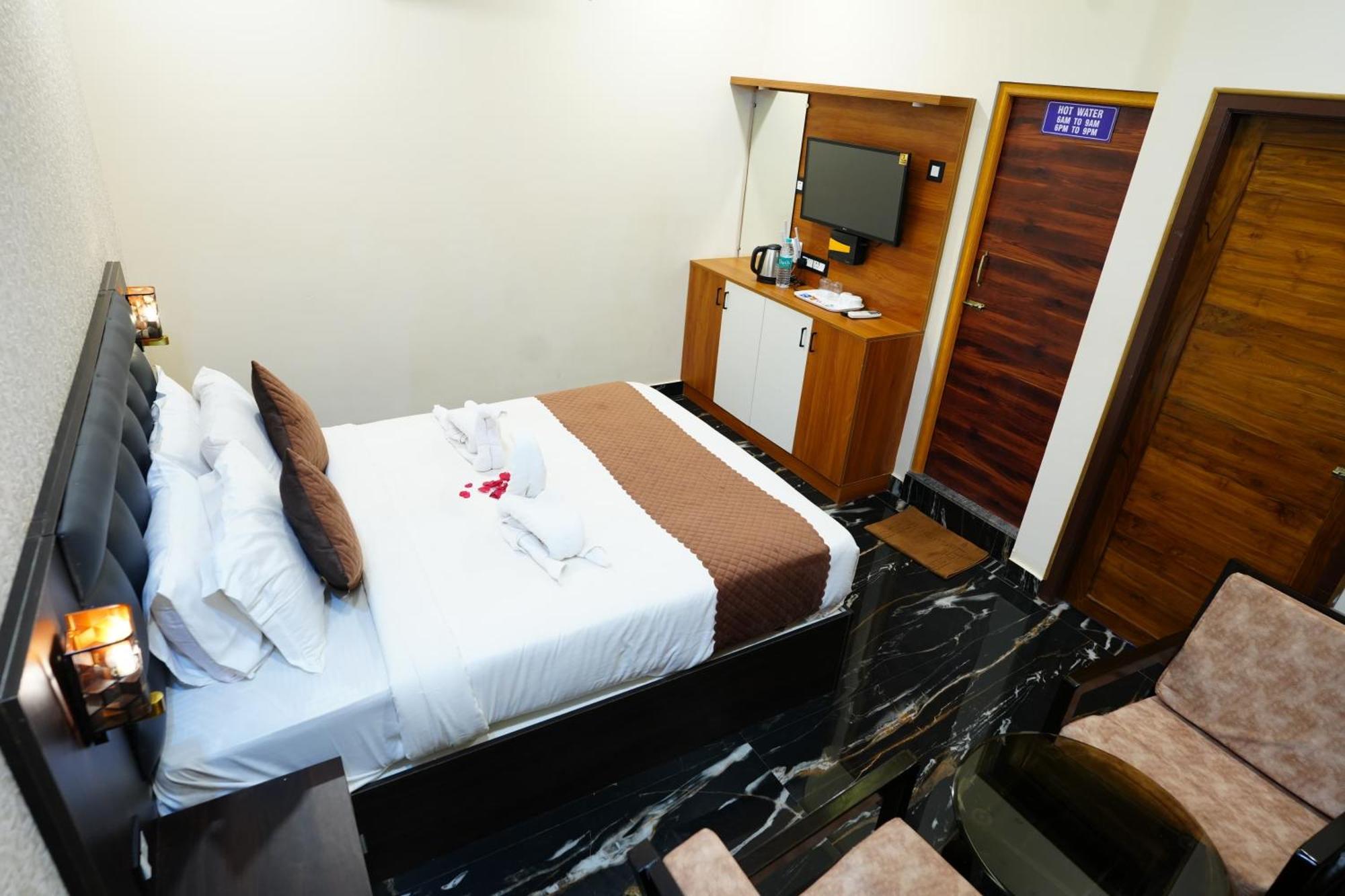 Hotel Shri Katyayani Palace Gokarna (Karnataka)