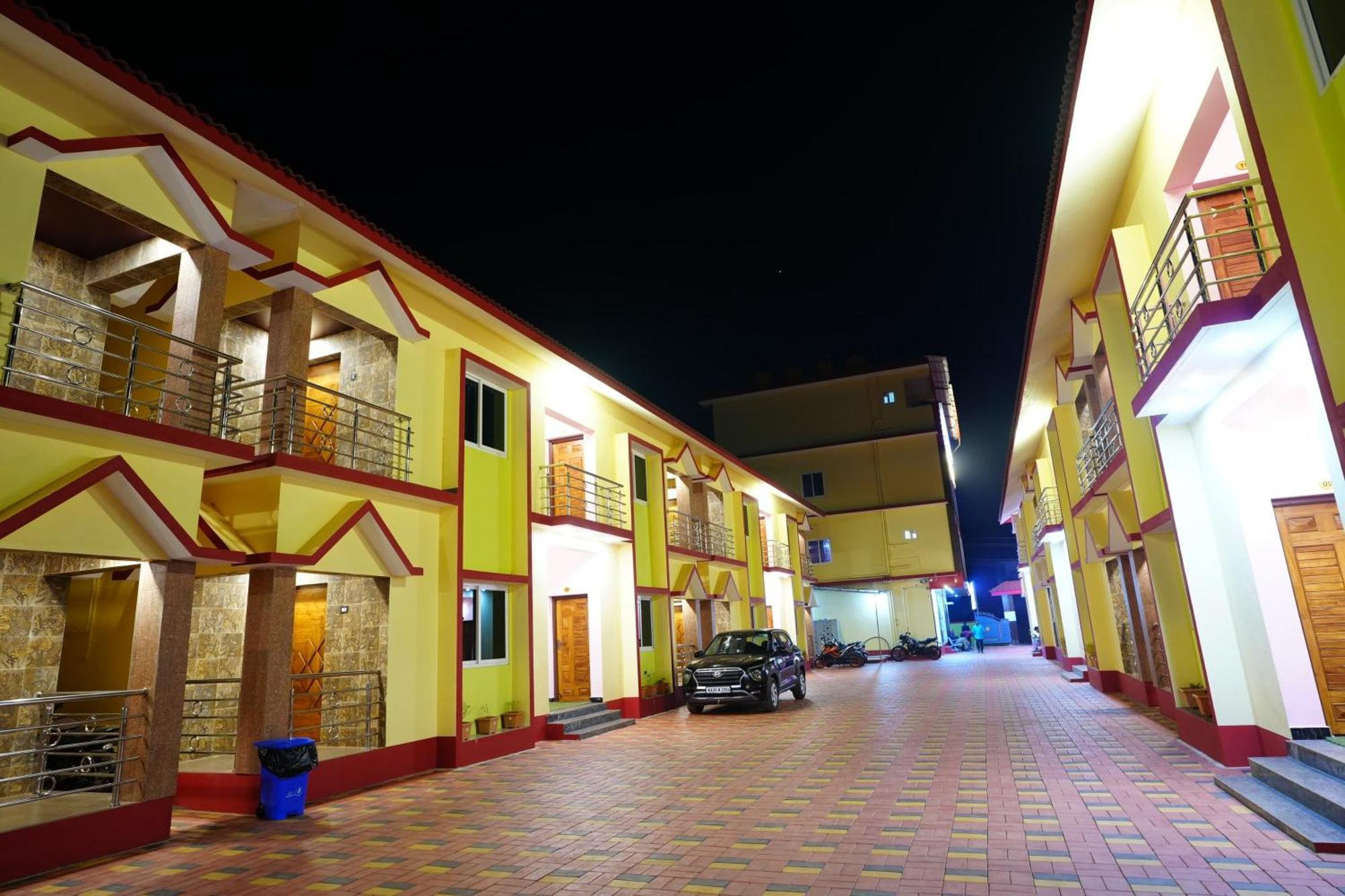 Shri Katyayani Palace 3*