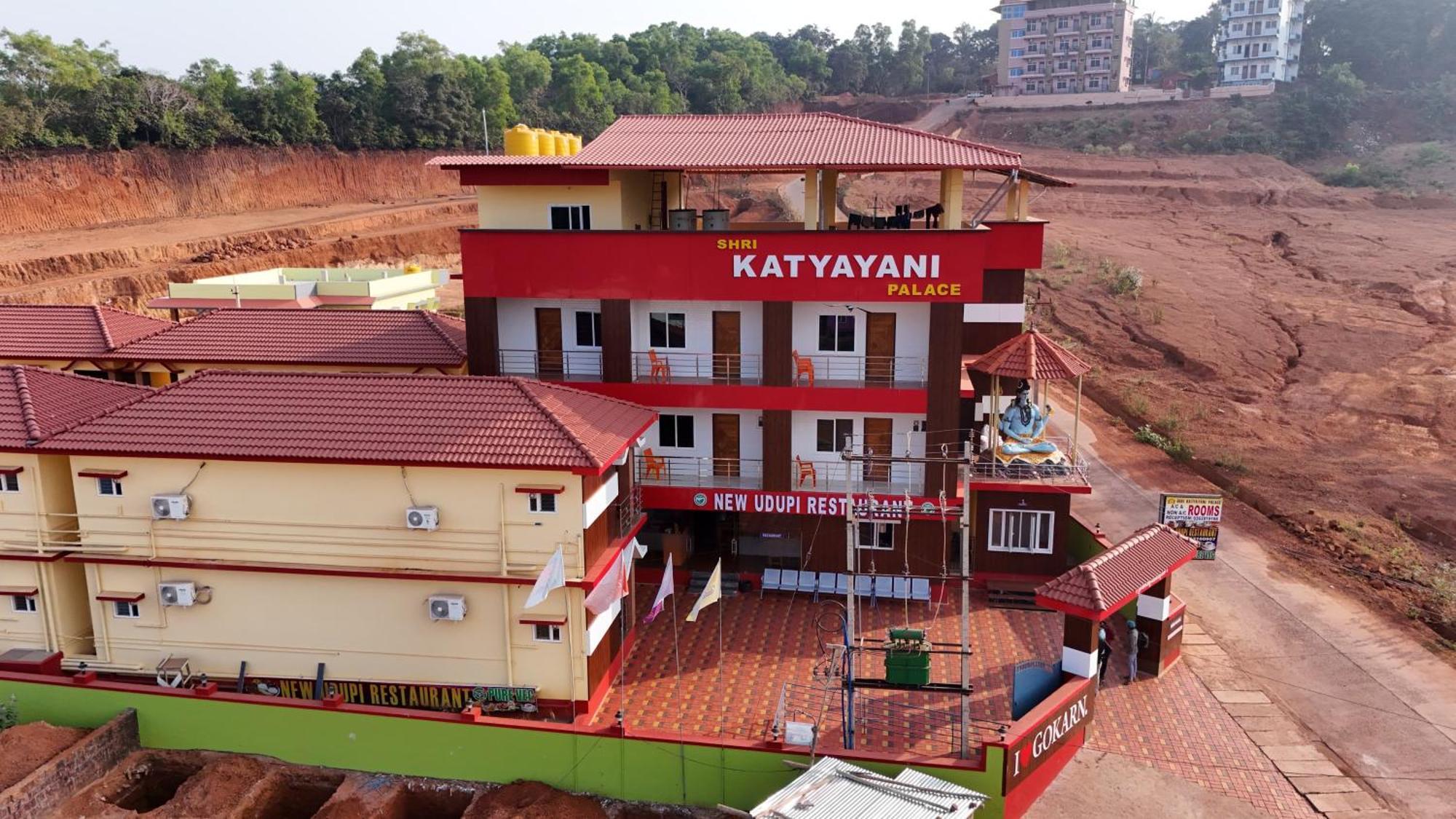 Shri Katyayani Palace 3*