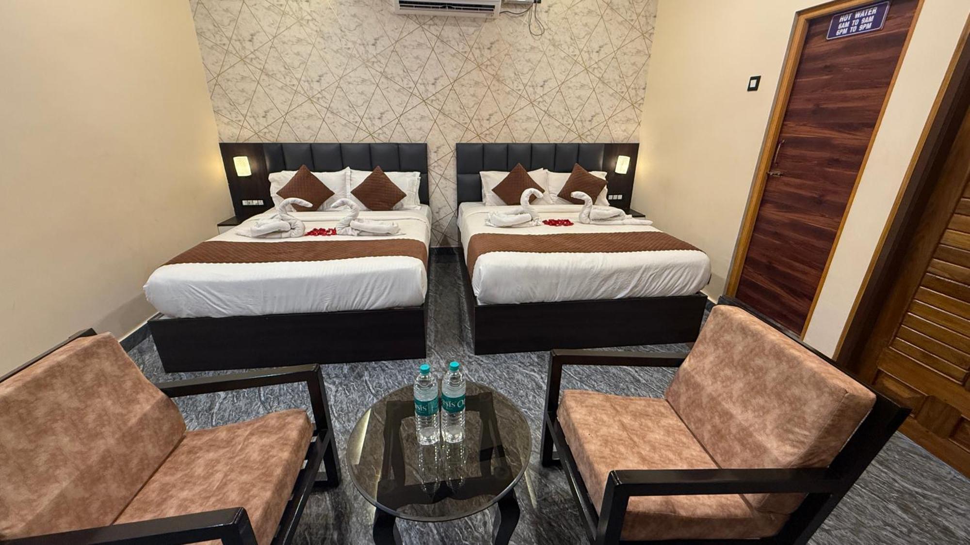 Hotel Shri Katyayani Palace